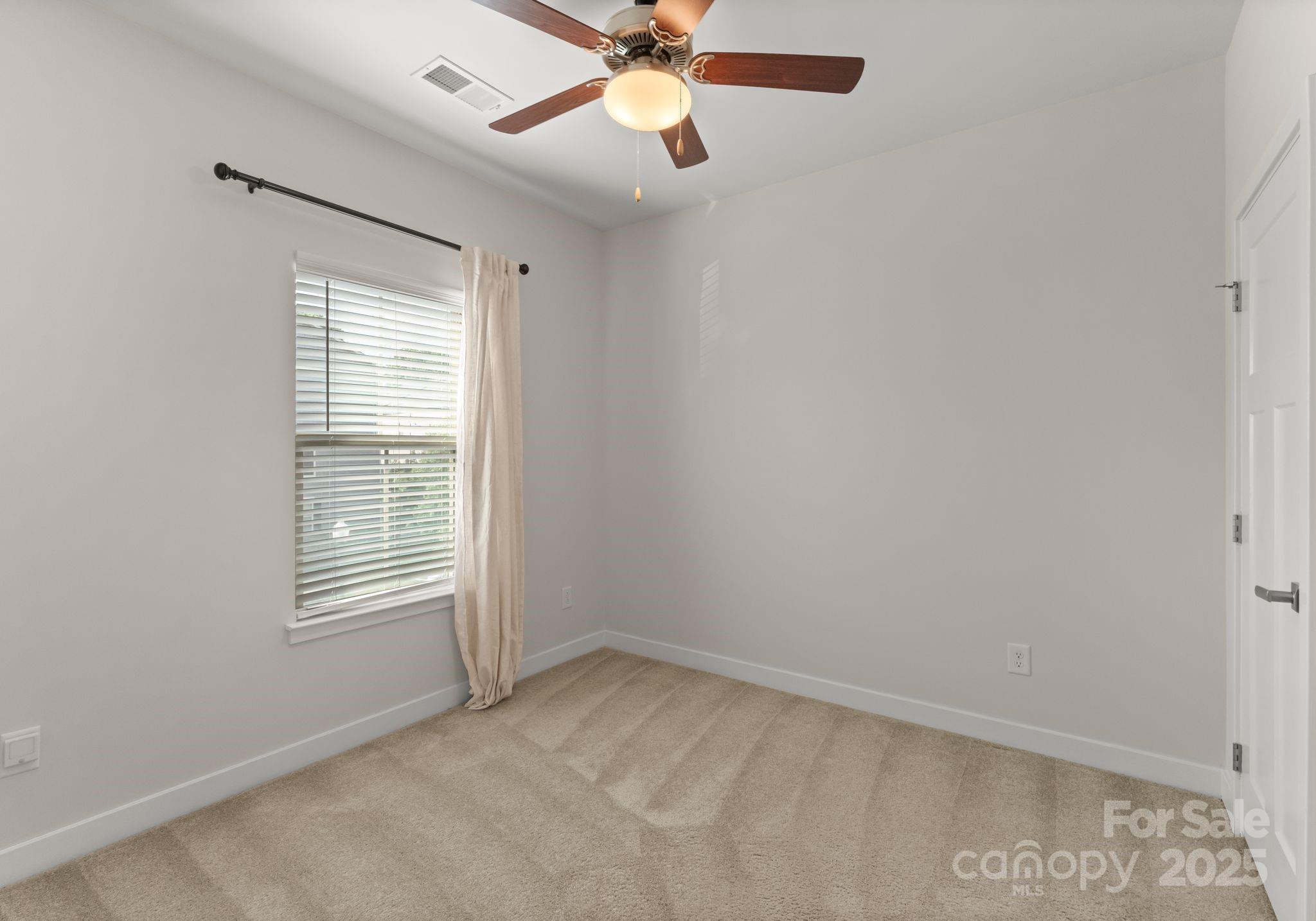 2037 Birchside Drive Property Photo 31