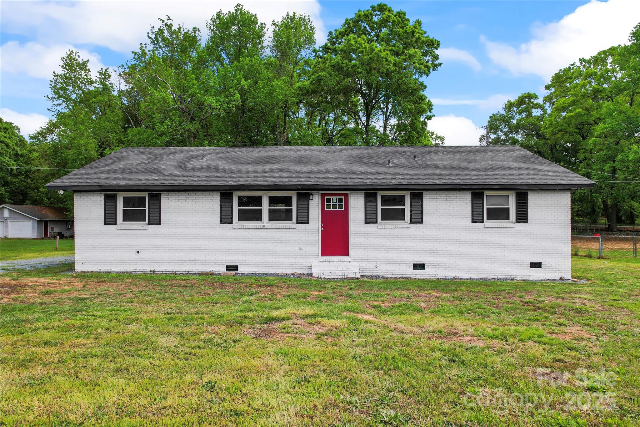 5704 Indian Trail Fairview Road Property Photo