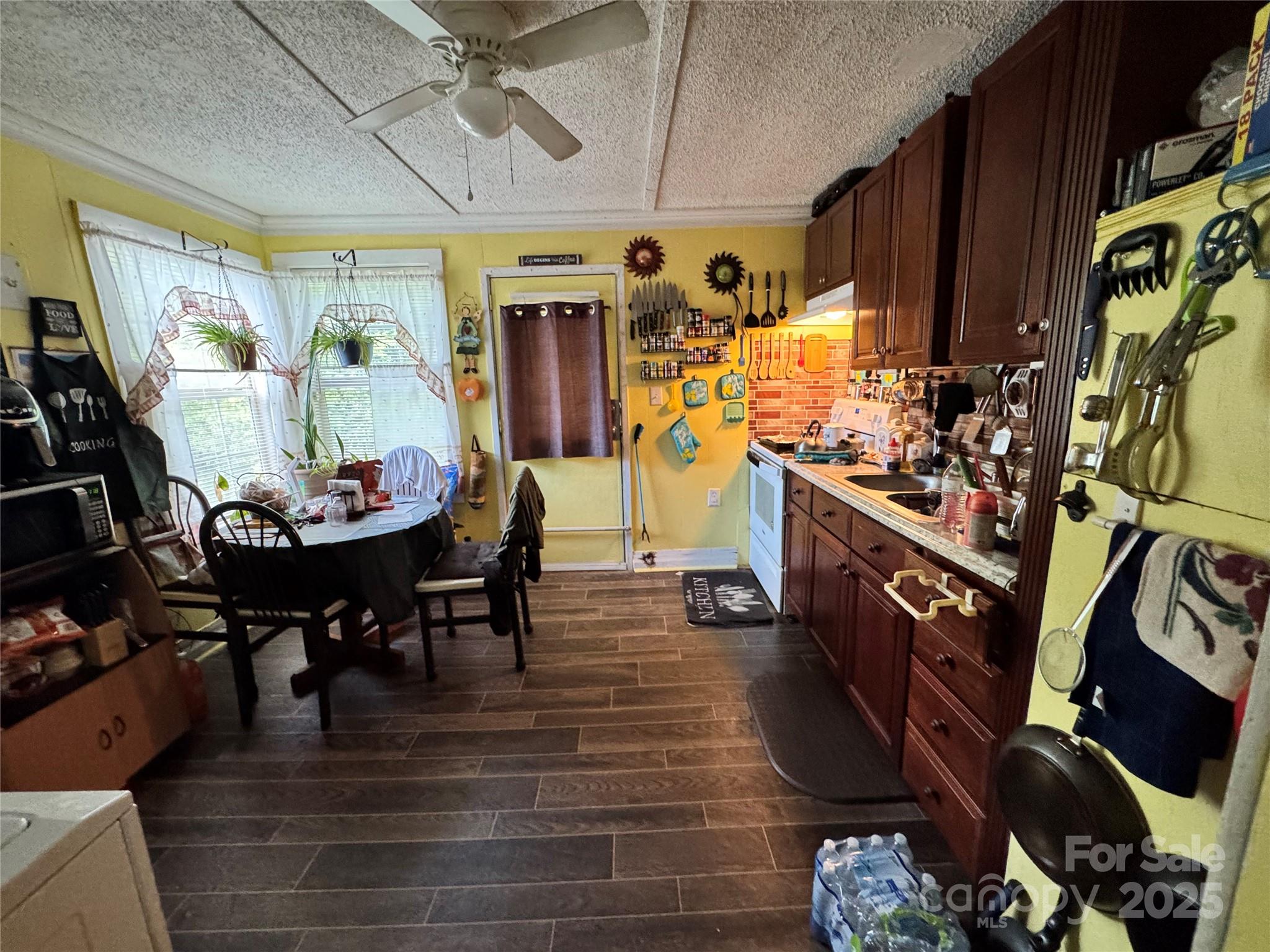336 Hamilton Drive Property Photo 7
