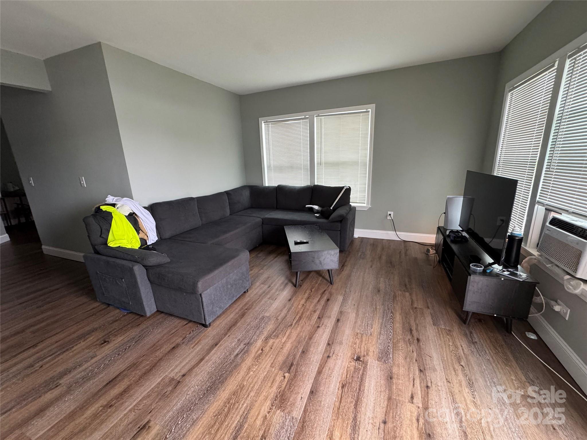 81 Academy Avenue Property Photo 2