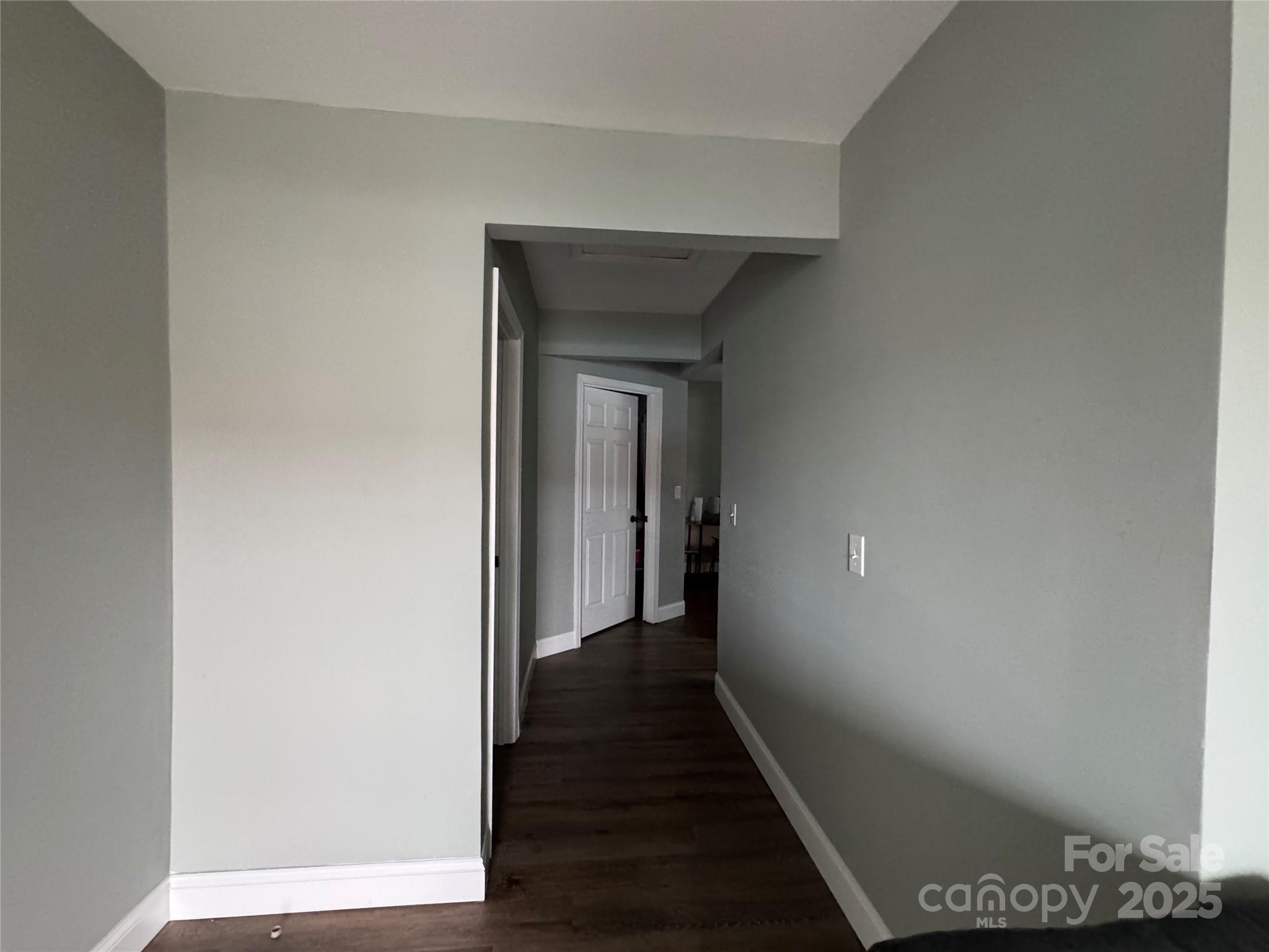 81 Academy Avenue Property Photo 4
