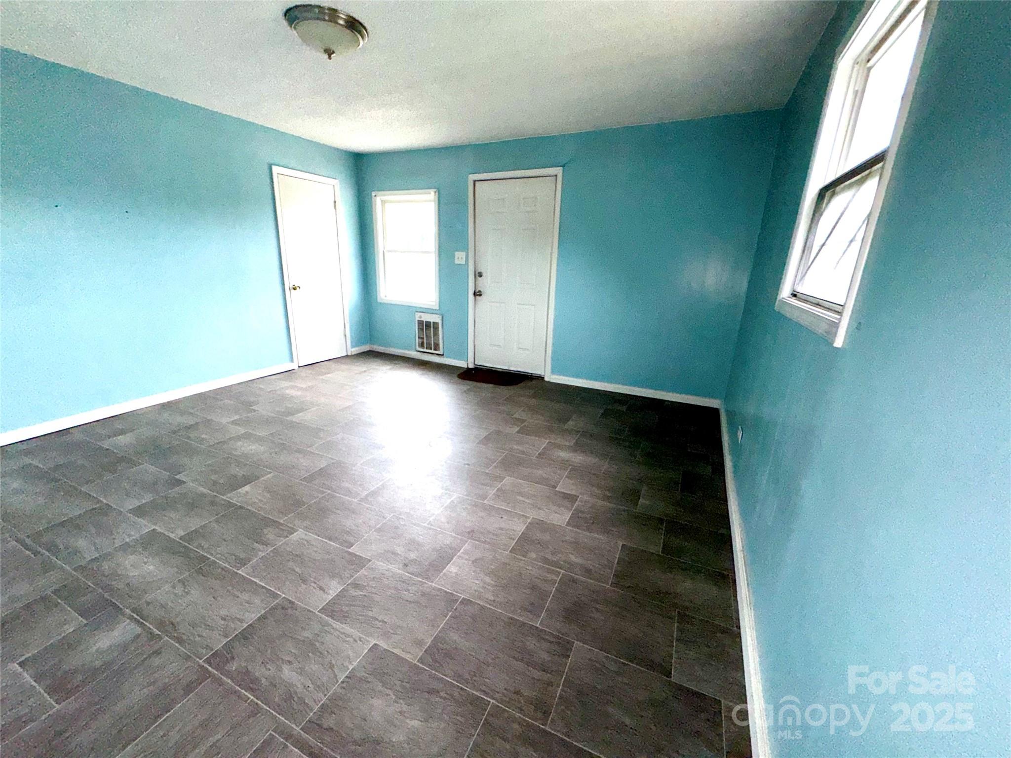 163 Kerr Street Property Photo 2