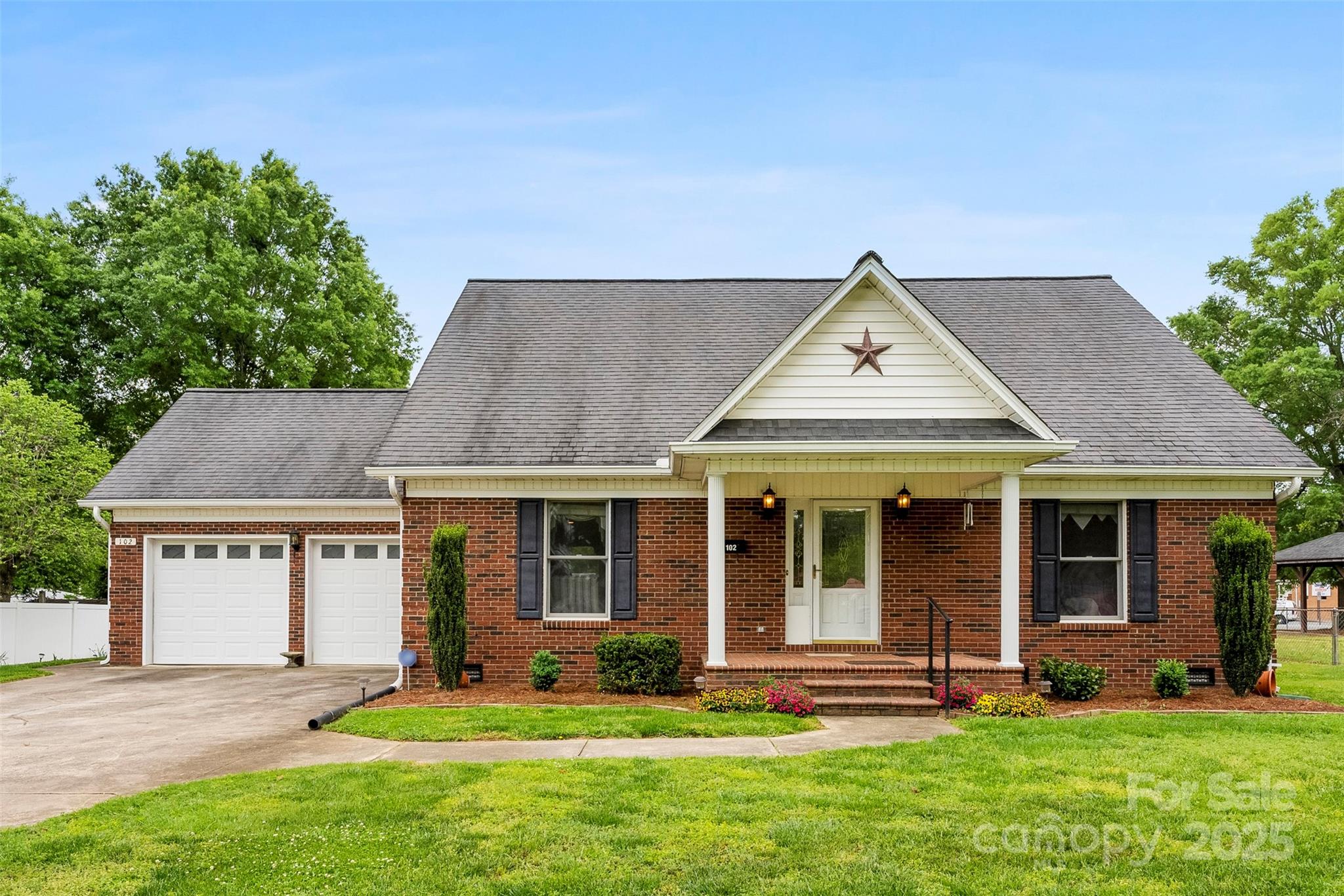 102 Sussex Avenue Property Photo