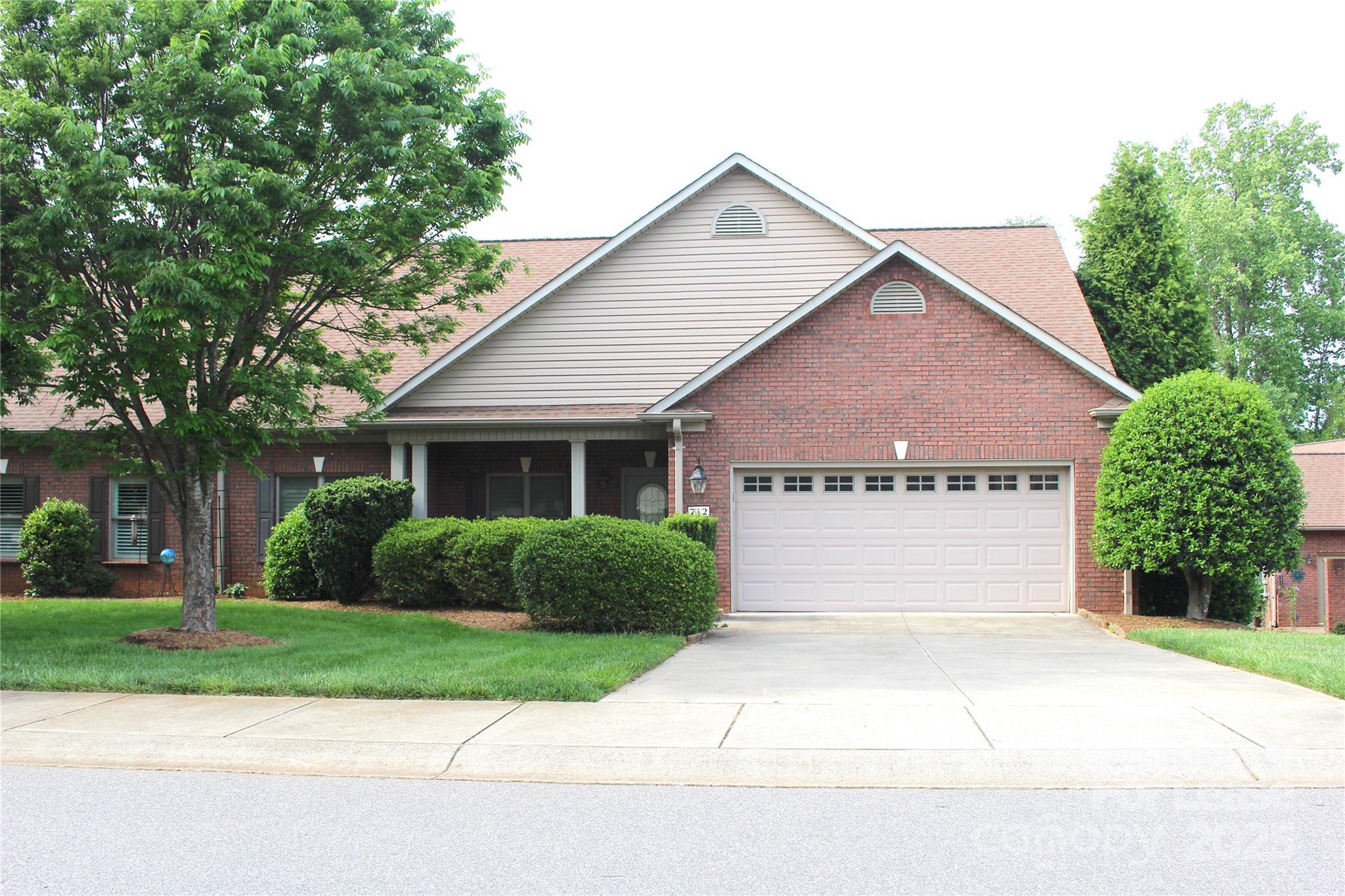712 3rd Street Property Photo