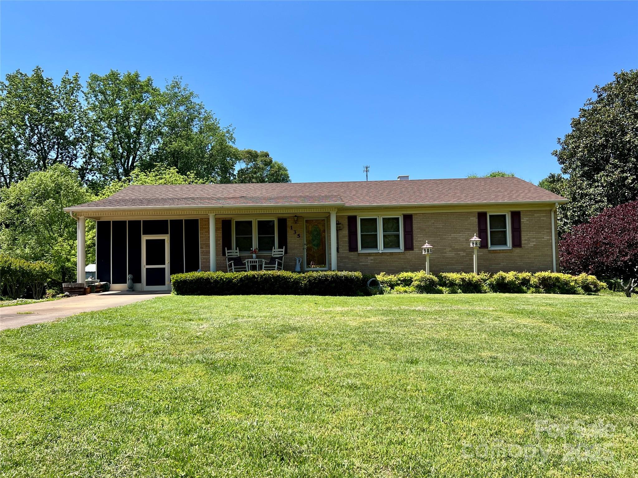 135 Beam Street Property Photo