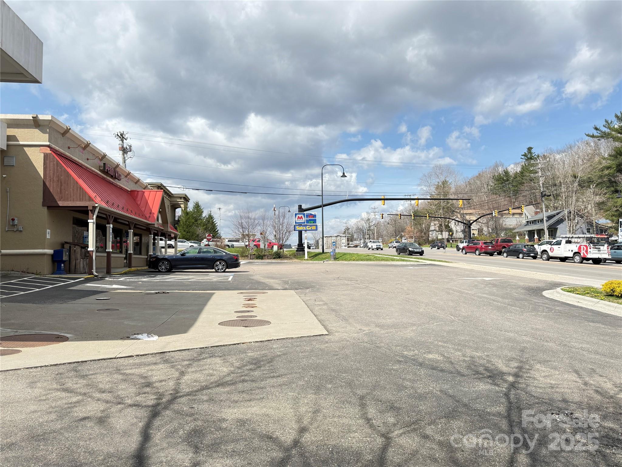 450 E King Street Property Photo 26