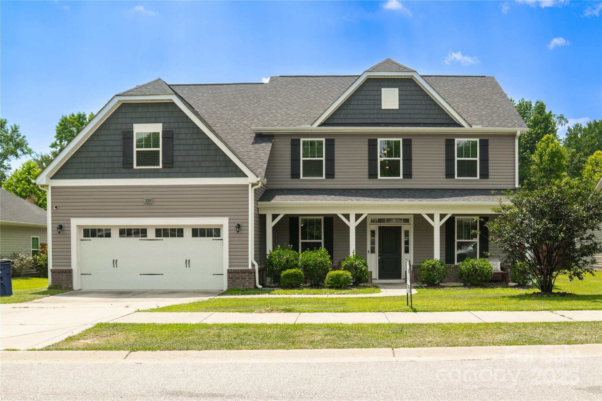 228 Bridgehaven Drive Property Photo 1