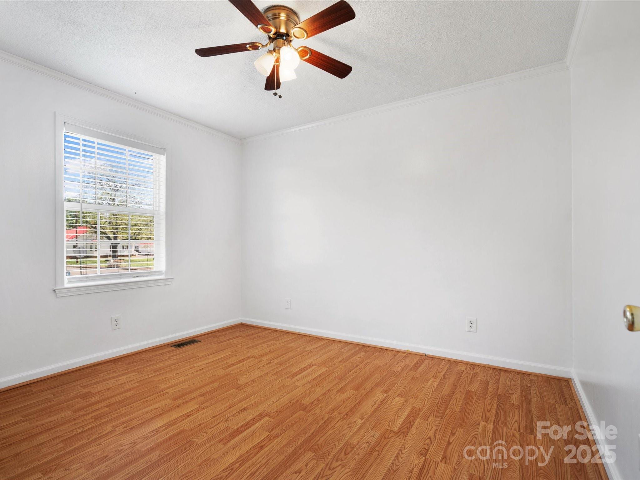 620 Third Street Property Photo 11