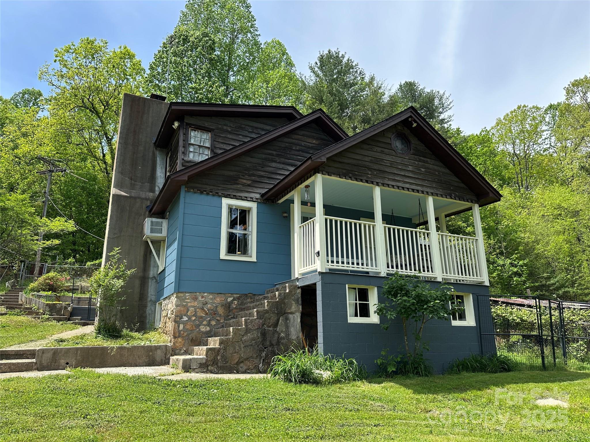 446 Old Mountain Page Road Property Photo