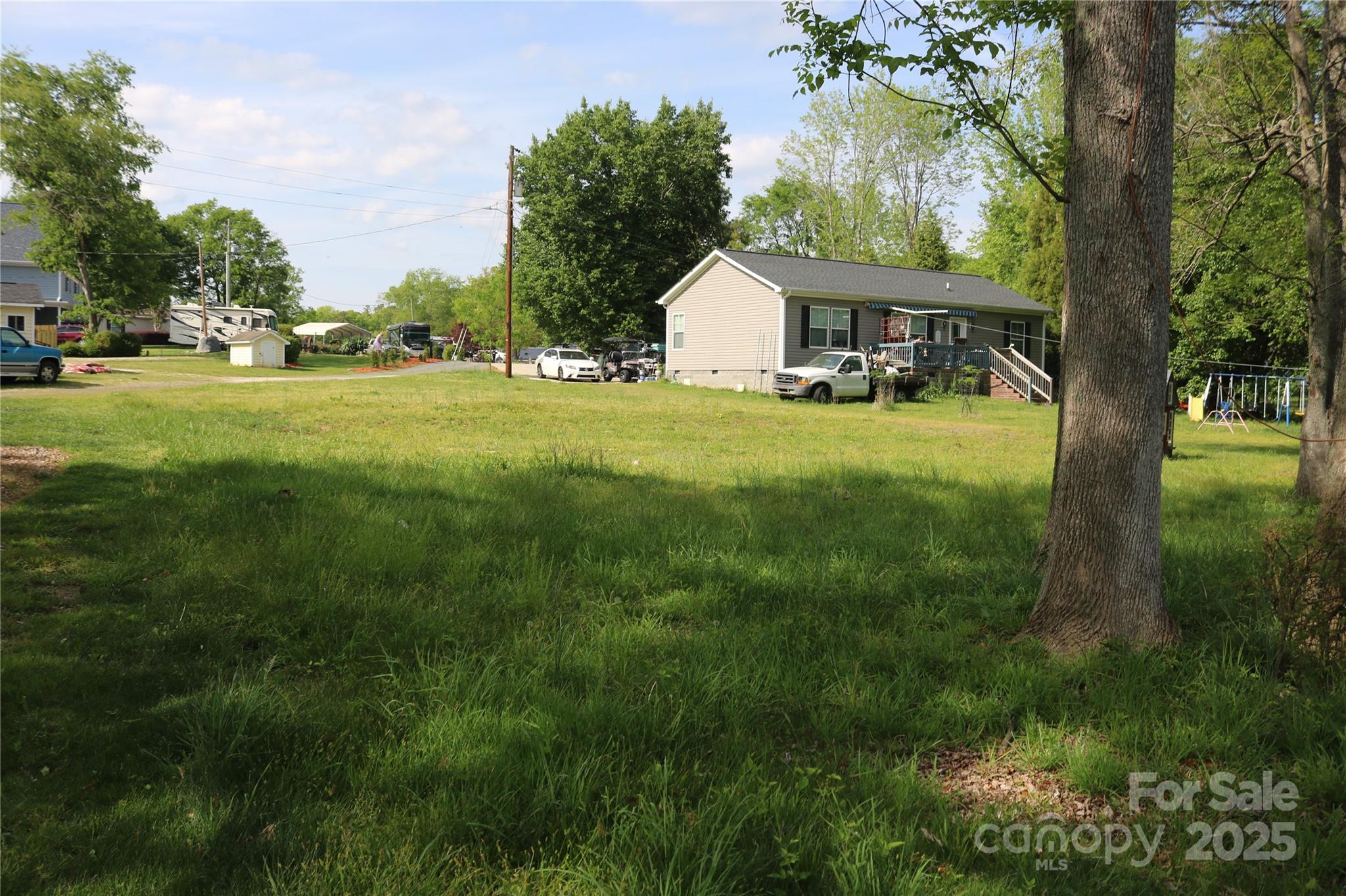 5165 Sapp Circle Property Photo 10