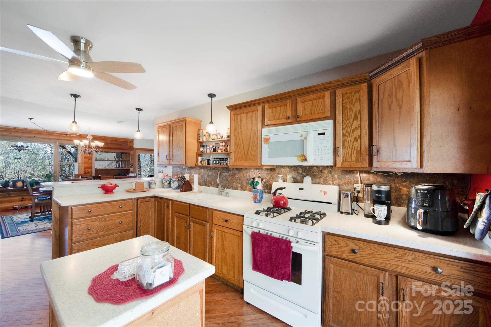 150 Sorghum Drive Property Photo 16