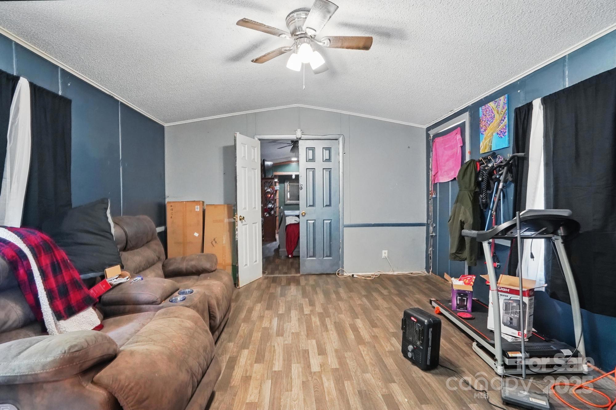 10420 Silver Mine Road Property Photo 24