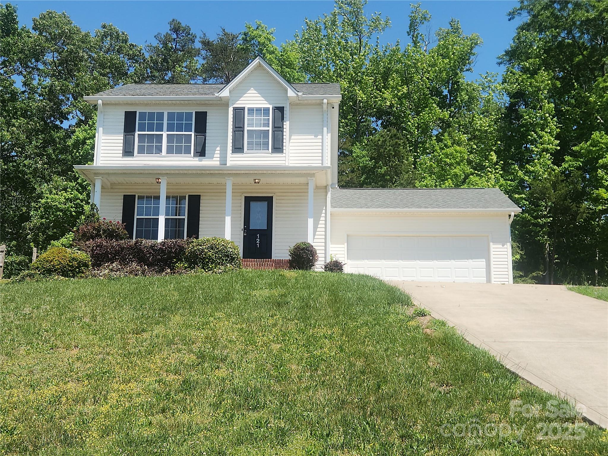 121 Marcella Drive Property Photo 1