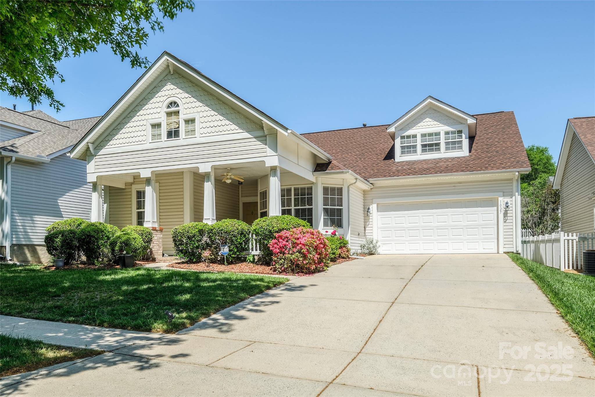1027 Feather Oak Lane Property Photo