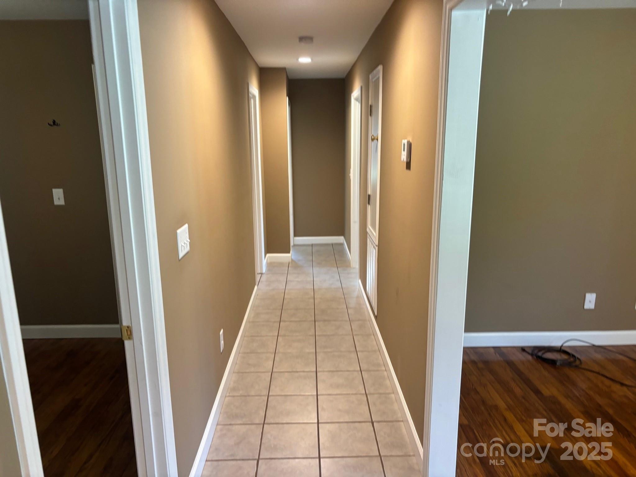 907 Mcgowan Road Property Photo 9