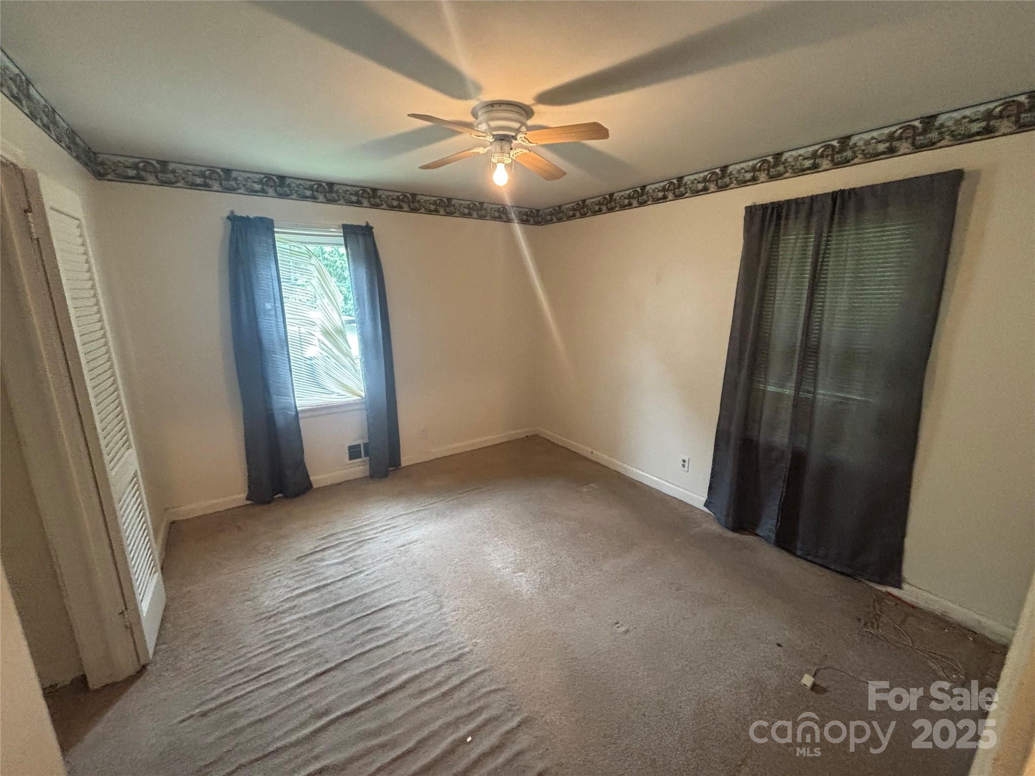 908 Mcgowan Road Property Photo 8