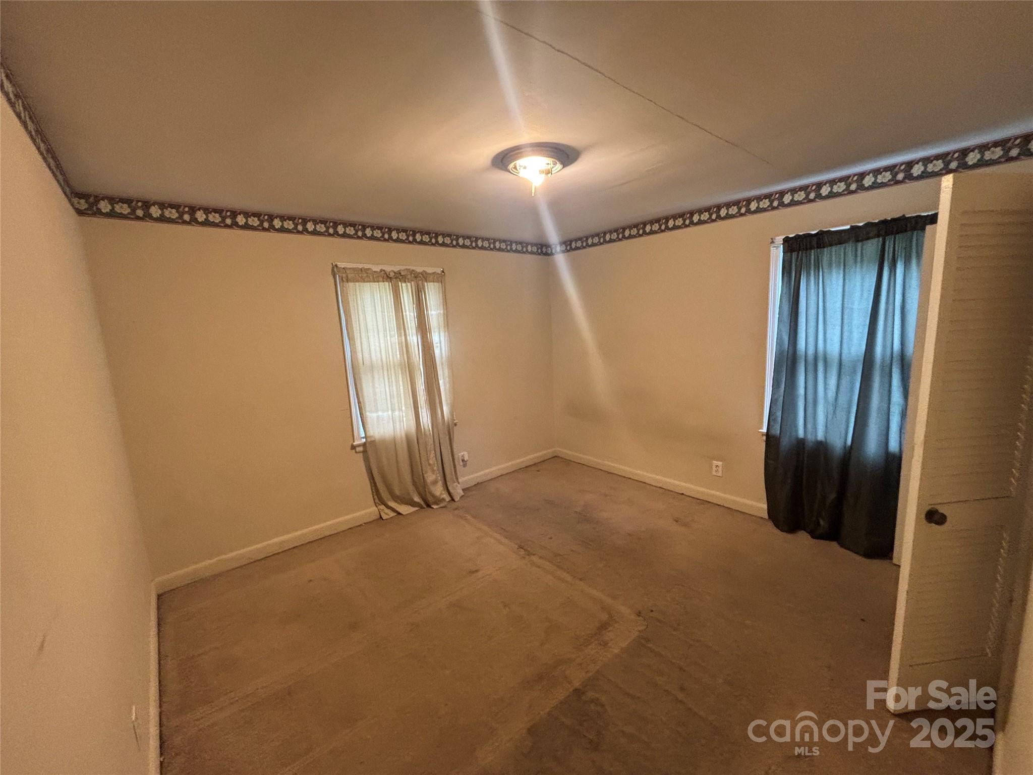 908 Mcgowan Road Property Photo 10