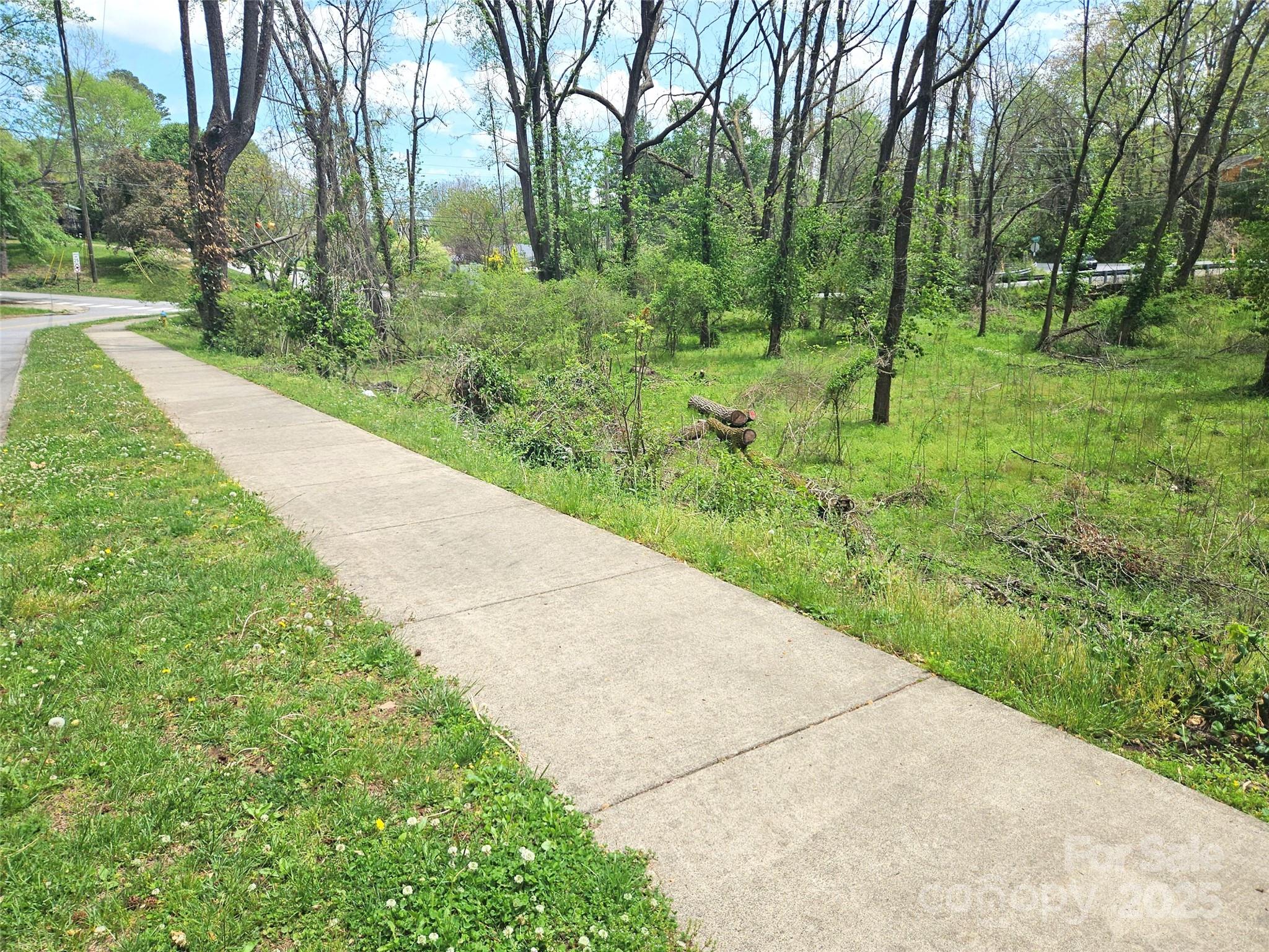 99999 Hillside Terrace Property Photo 6