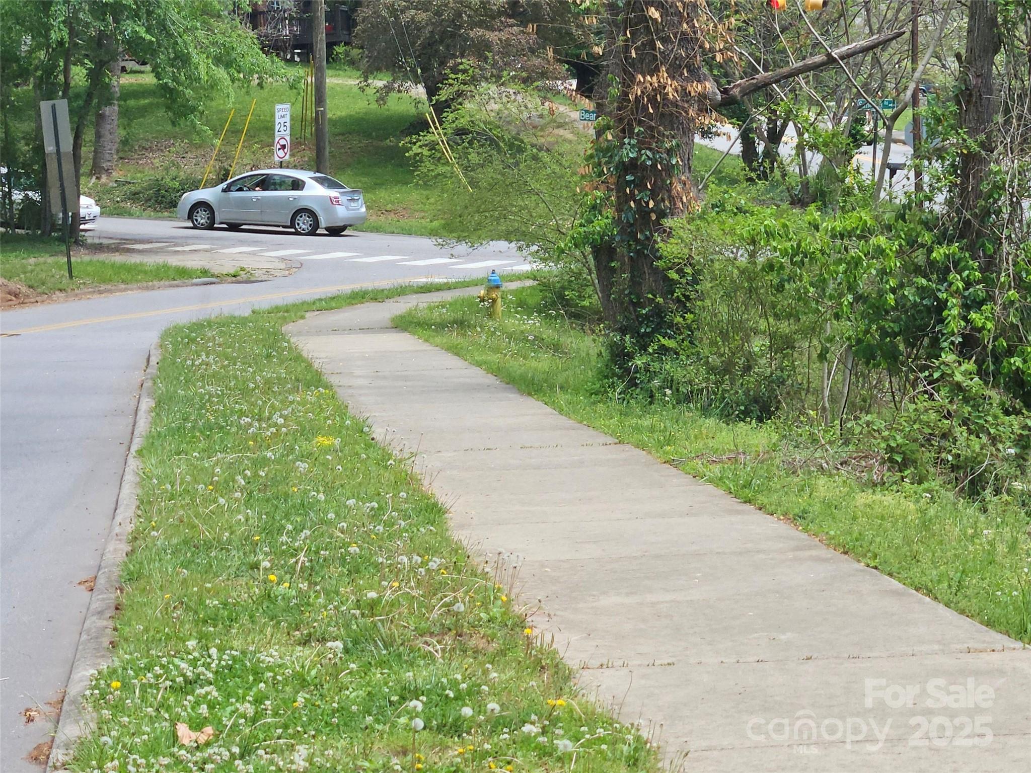 99999 Hillside Terrace Property Photo 7