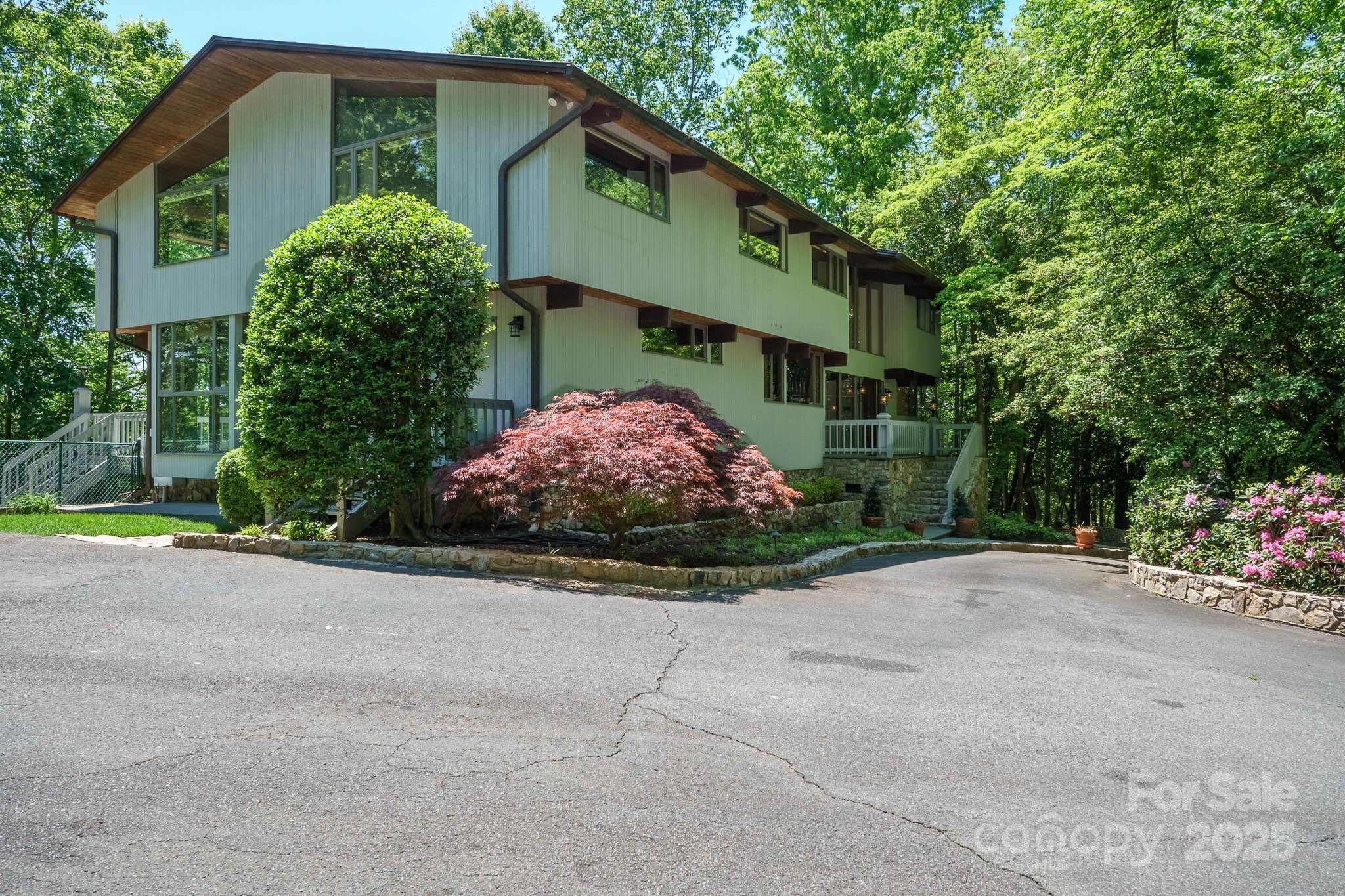 3165 Laurel Ridge Road Property Photo