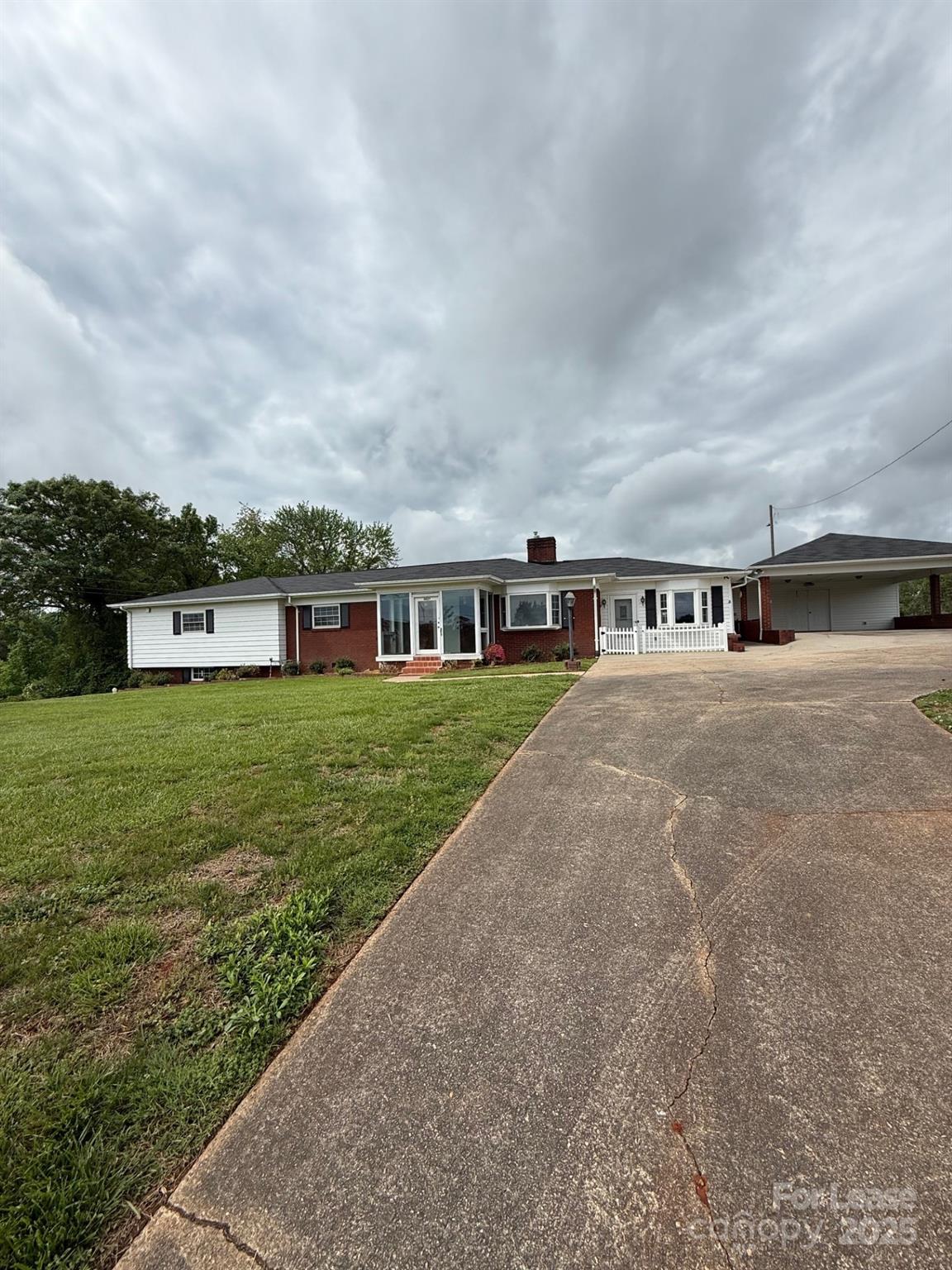 4827 Hickory Boulevard Property Photo