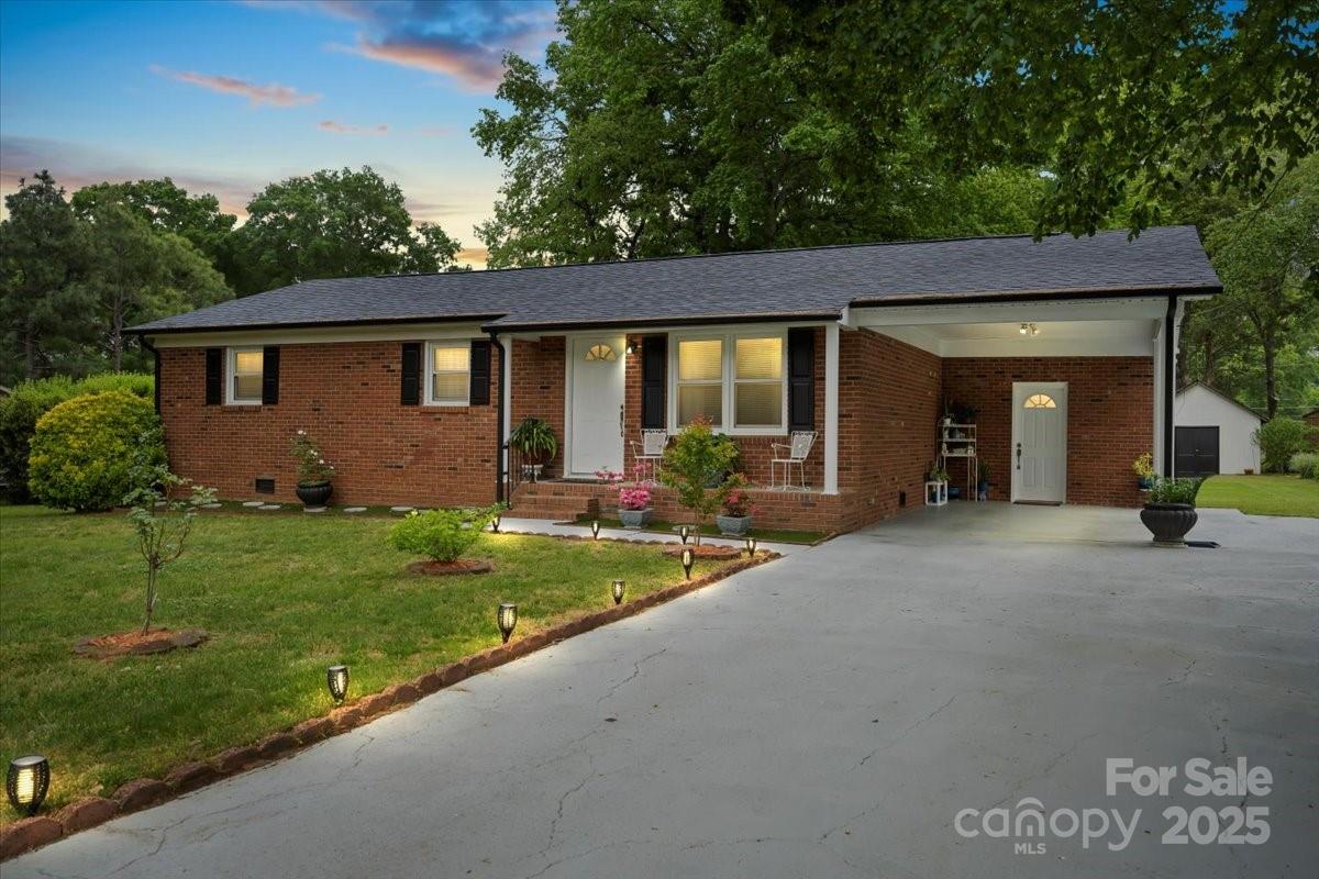 324 Autumn Drive Property Photo