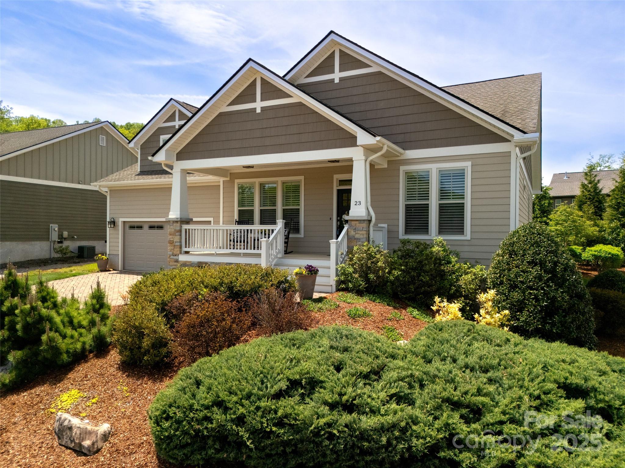 Biltmore Lake Real Estate Listings Main Image