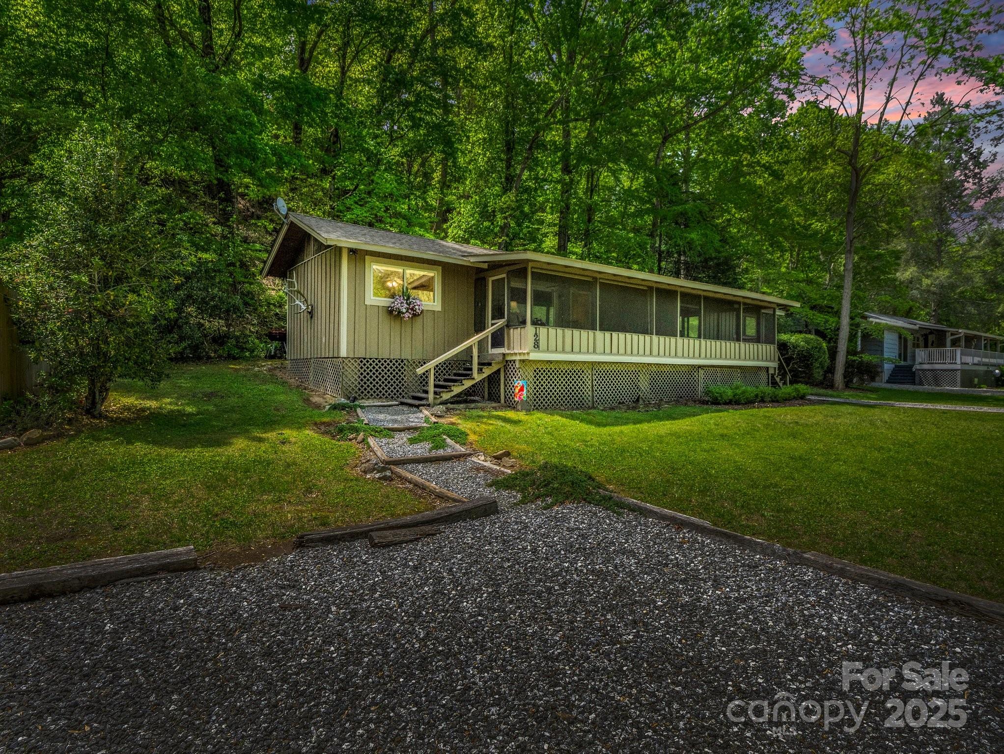 128 Winding Creek Court Property Photo