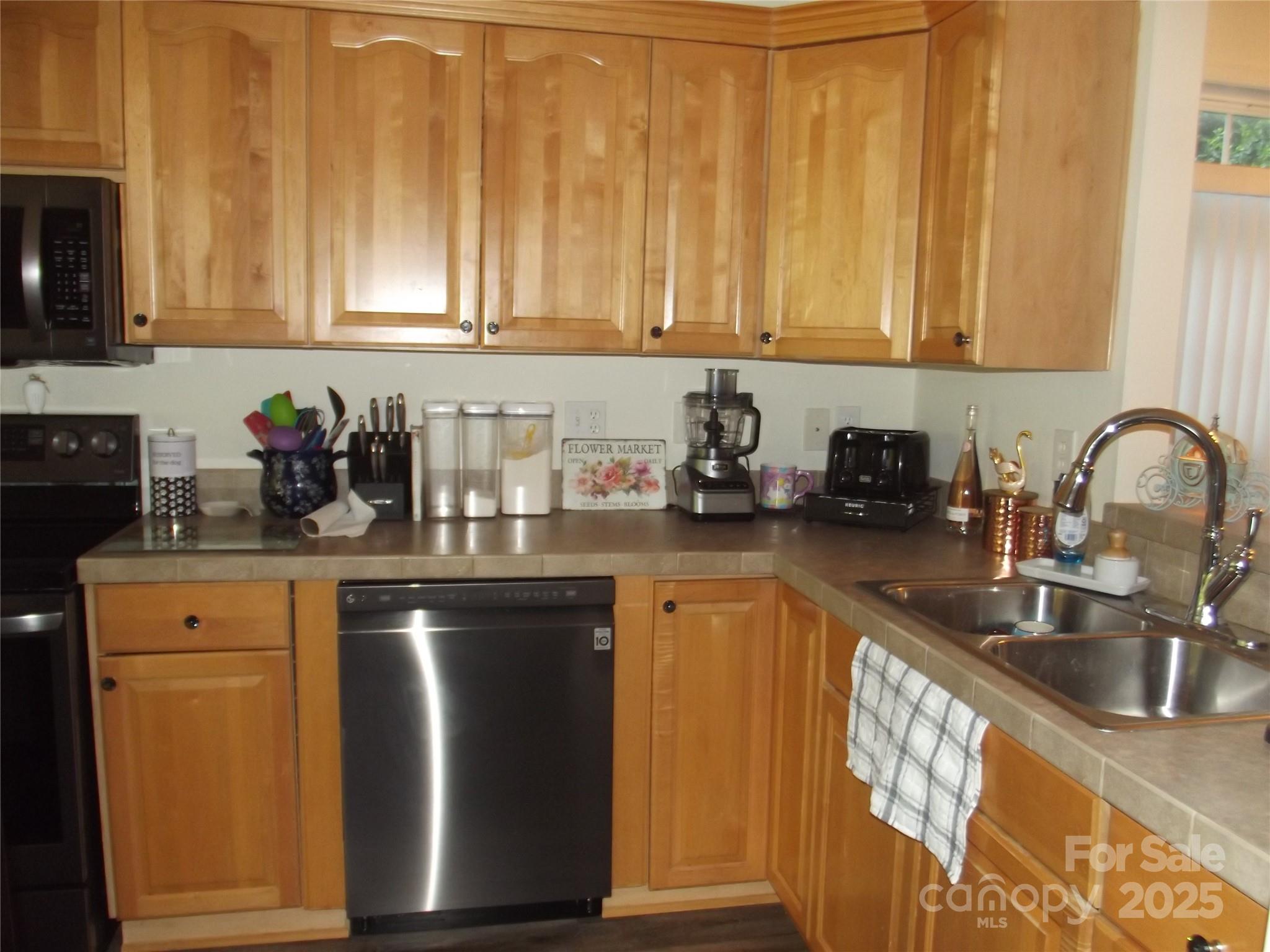 1502 Mulberry Ridge Drive 1 Property Photo 7