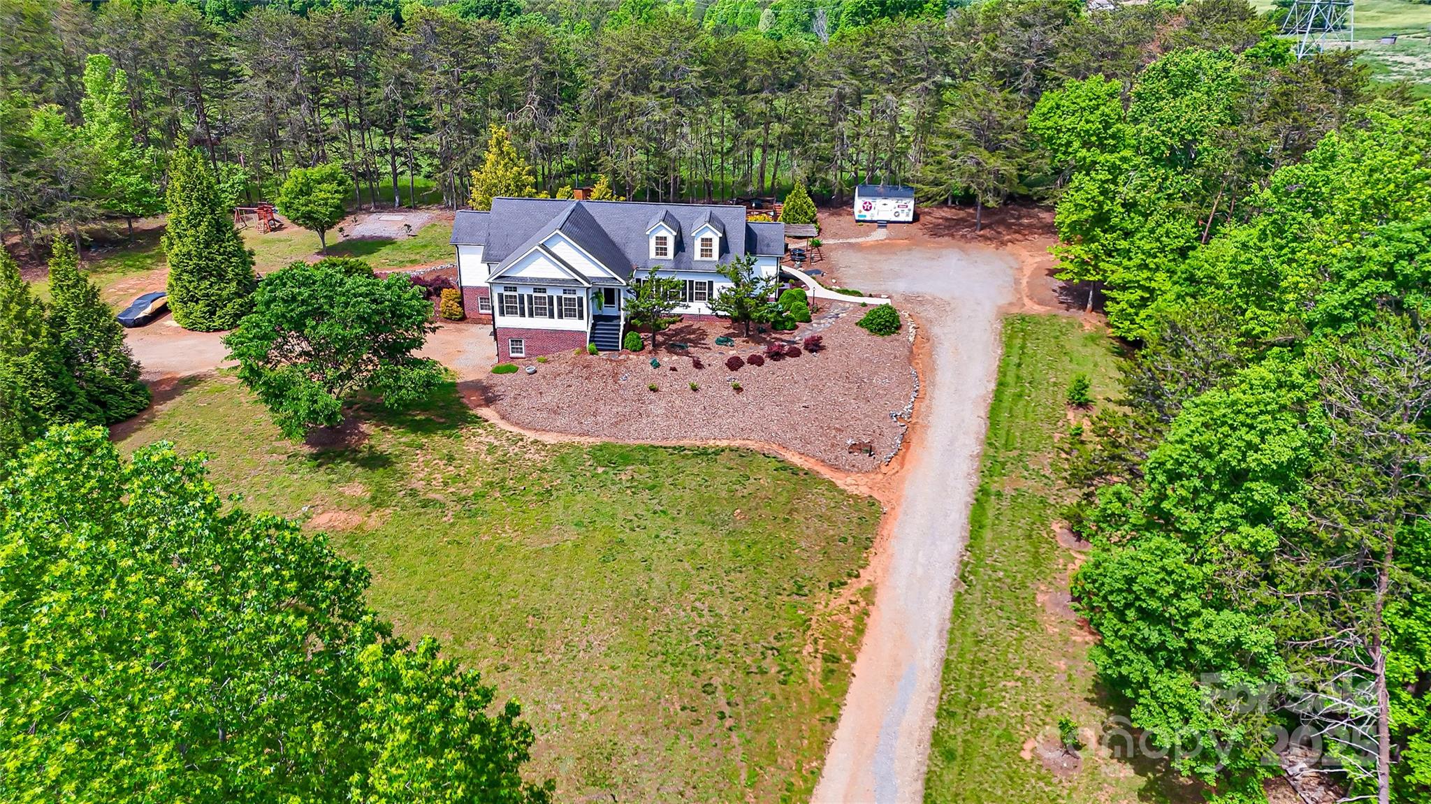 5562 Jenkins Road Property Photo 1
