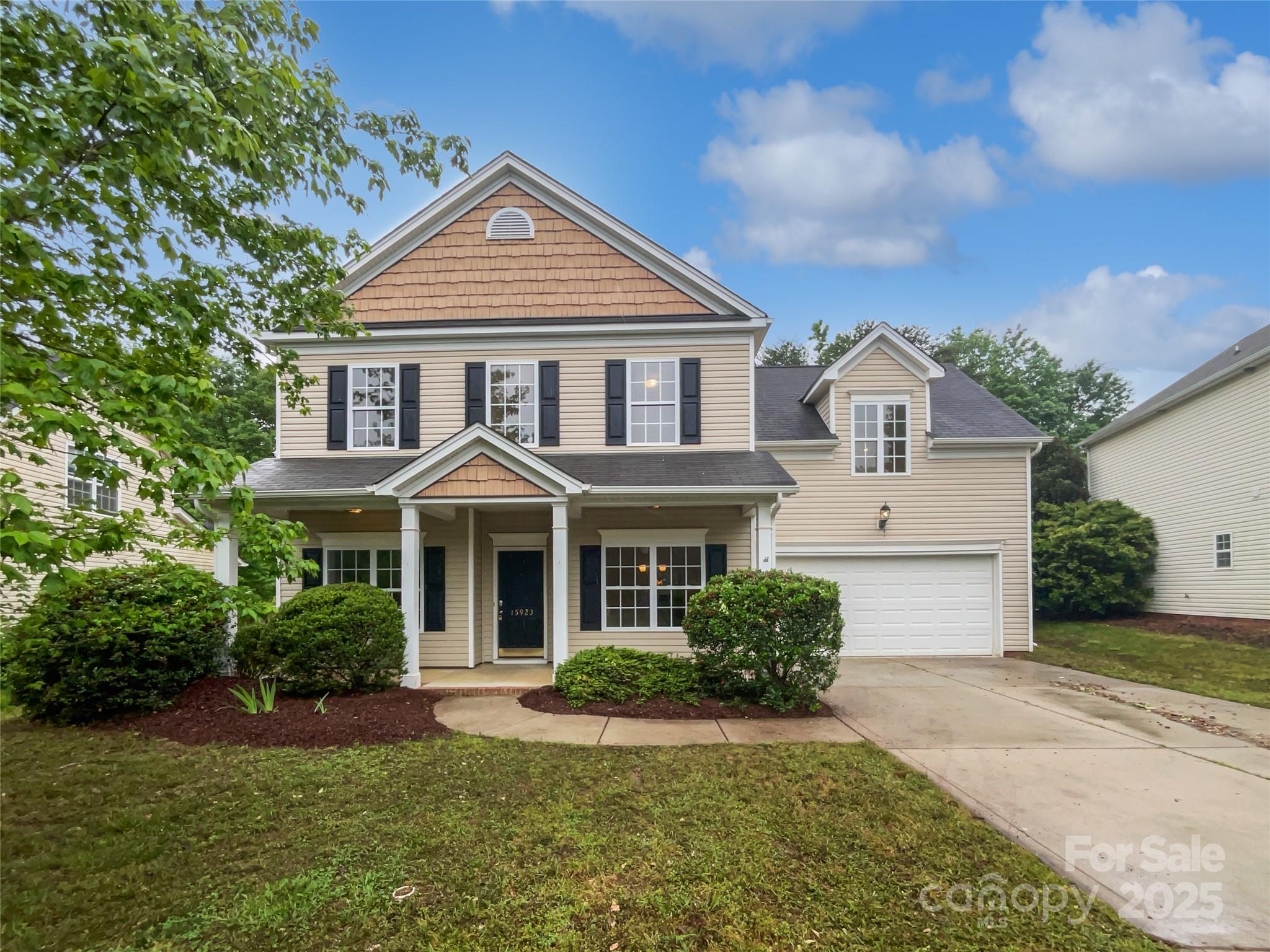 15923 Prescott Hill Avenue Property Photo 1