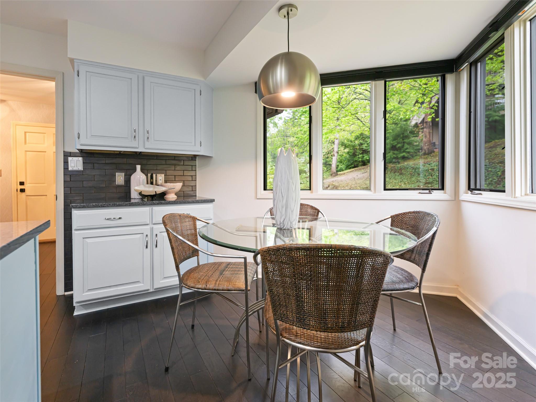 1901 Timber Trail Property Photo 11