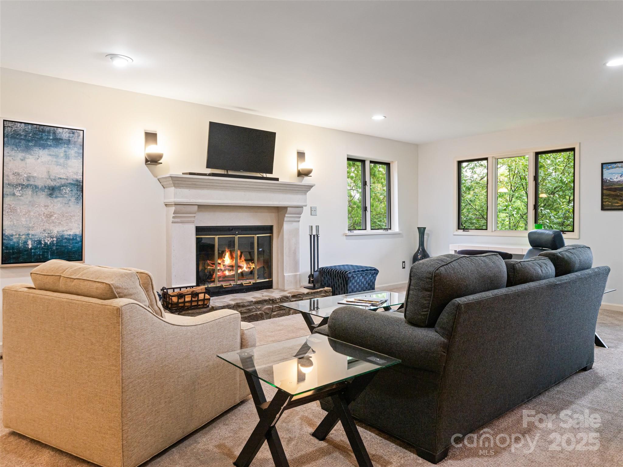 1901 Timber Trail Property Photo 26