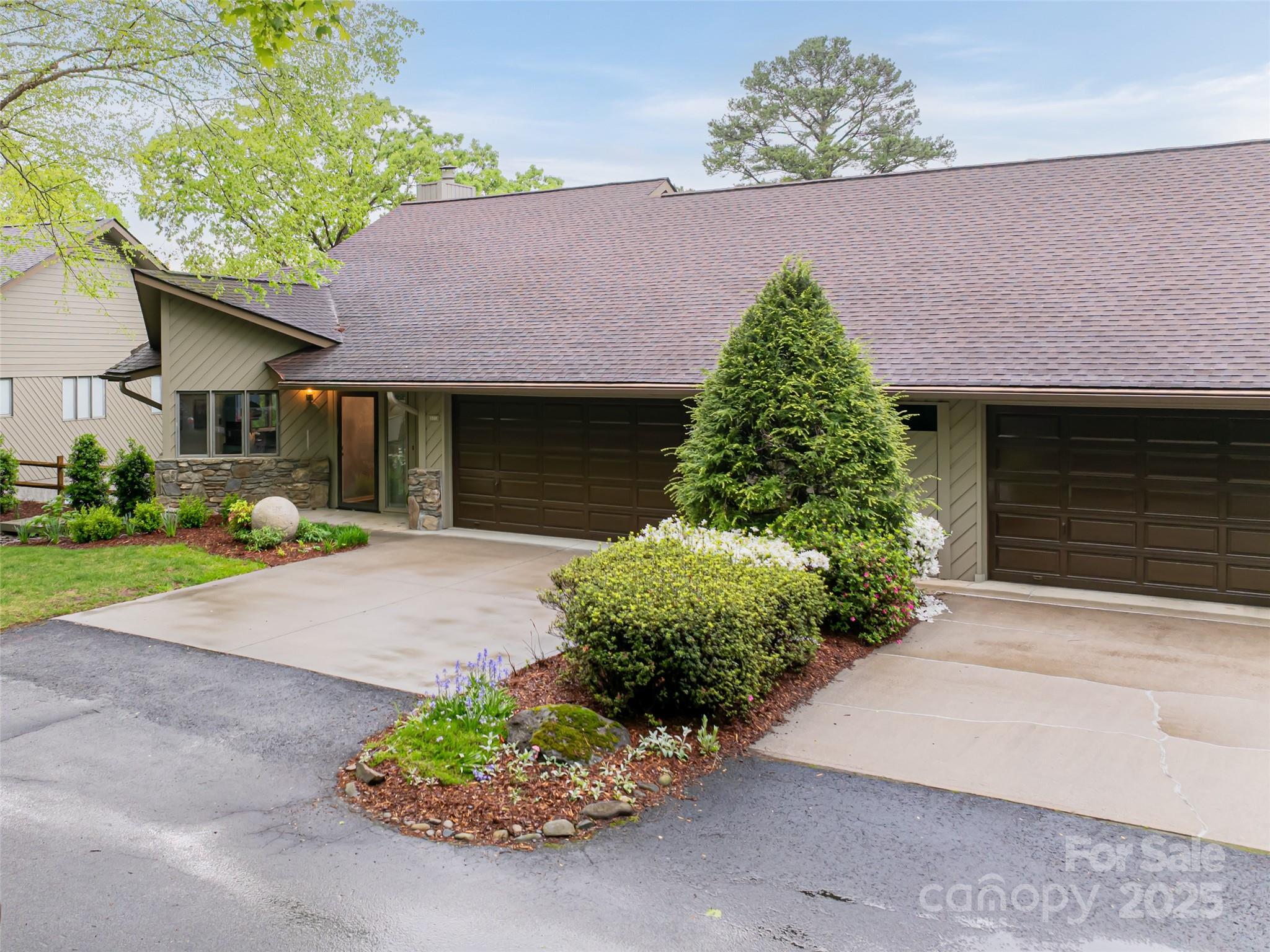 1901 Timber Trail Property Photo 36