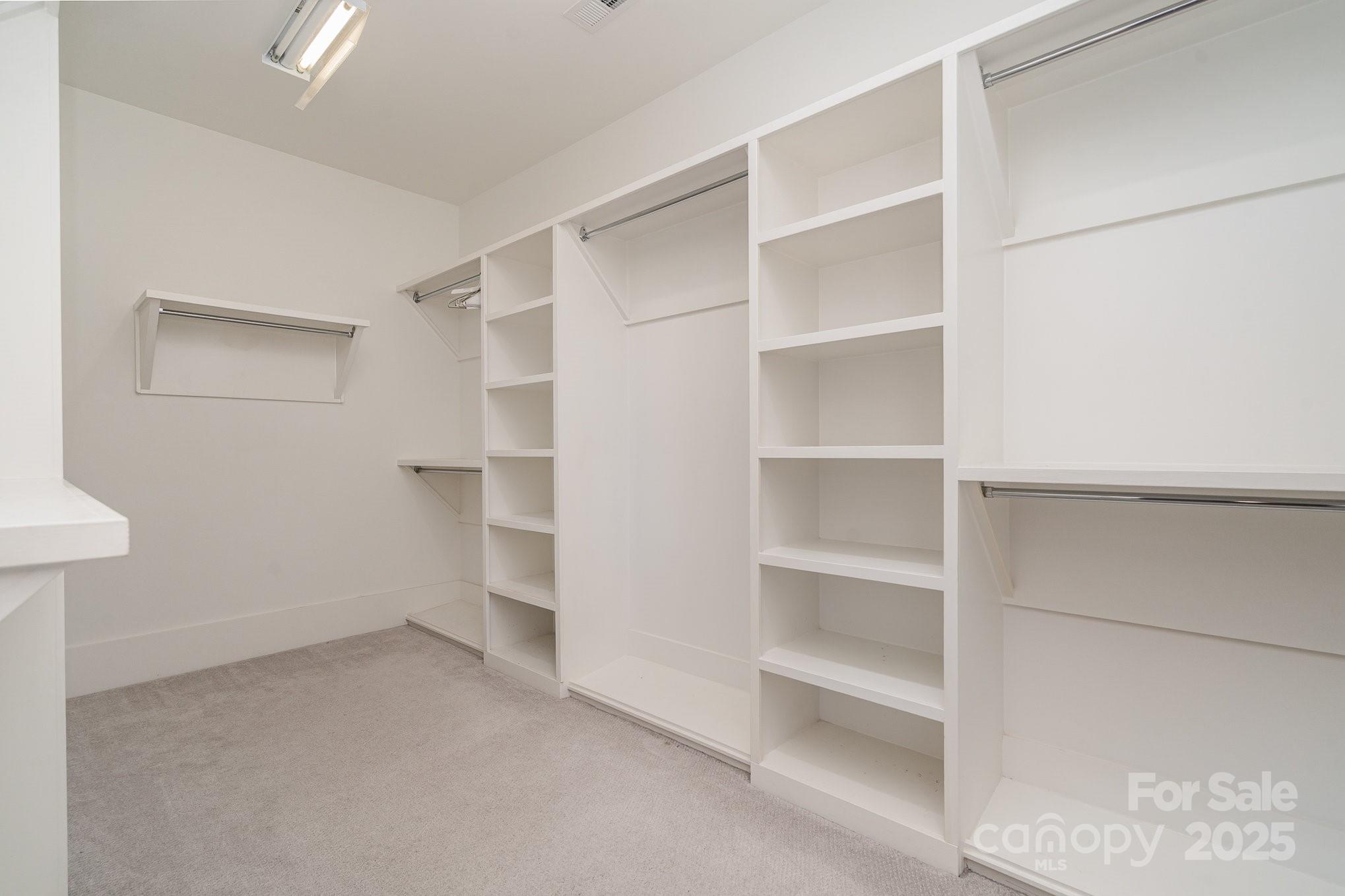 710 Morgan Park Drive Property Photo 19