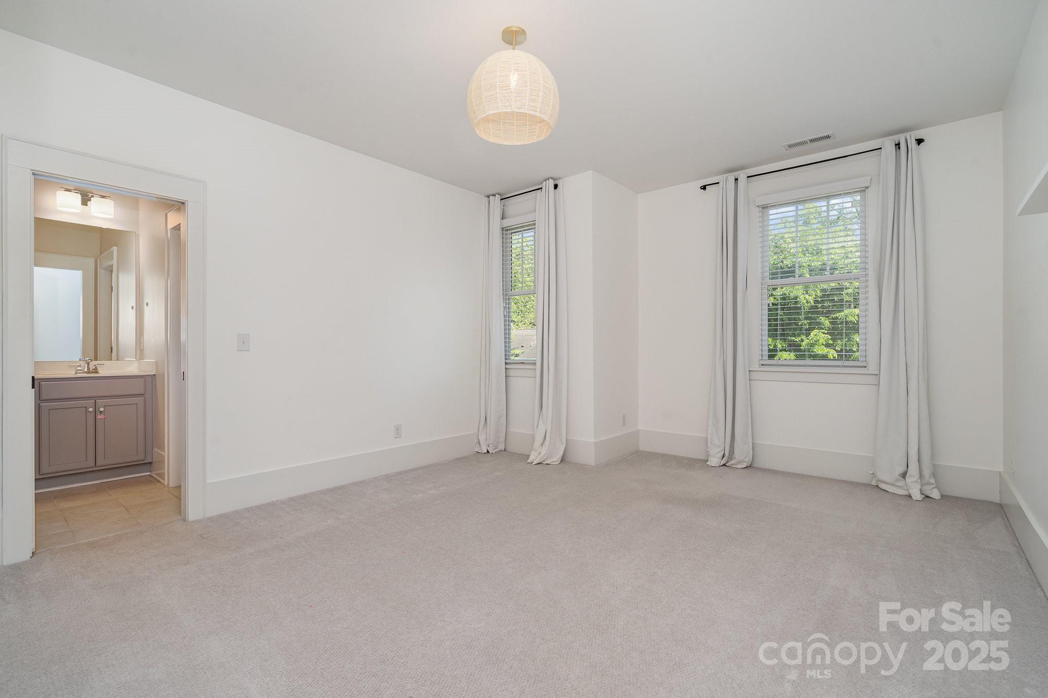 710 Morgan Park Drive Property Photo 22