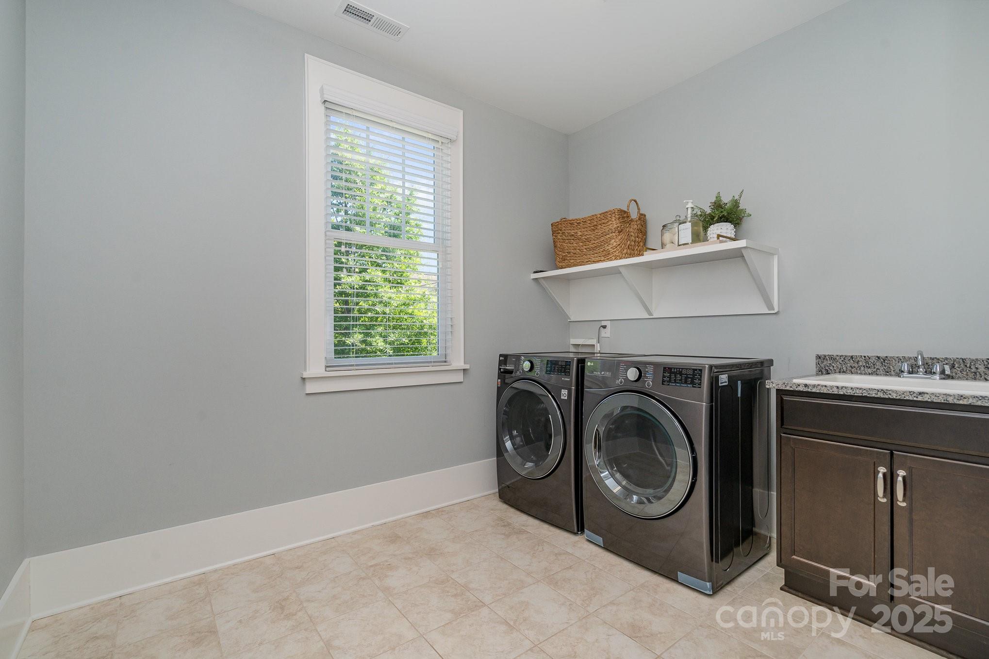 710 Morgan Park Drive Property Photo 27