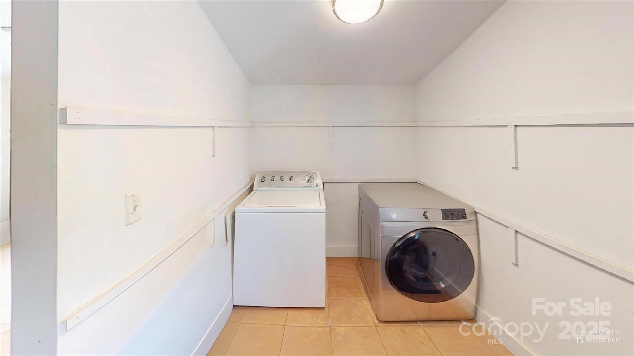 600 E 35th Street Property Photo 8
