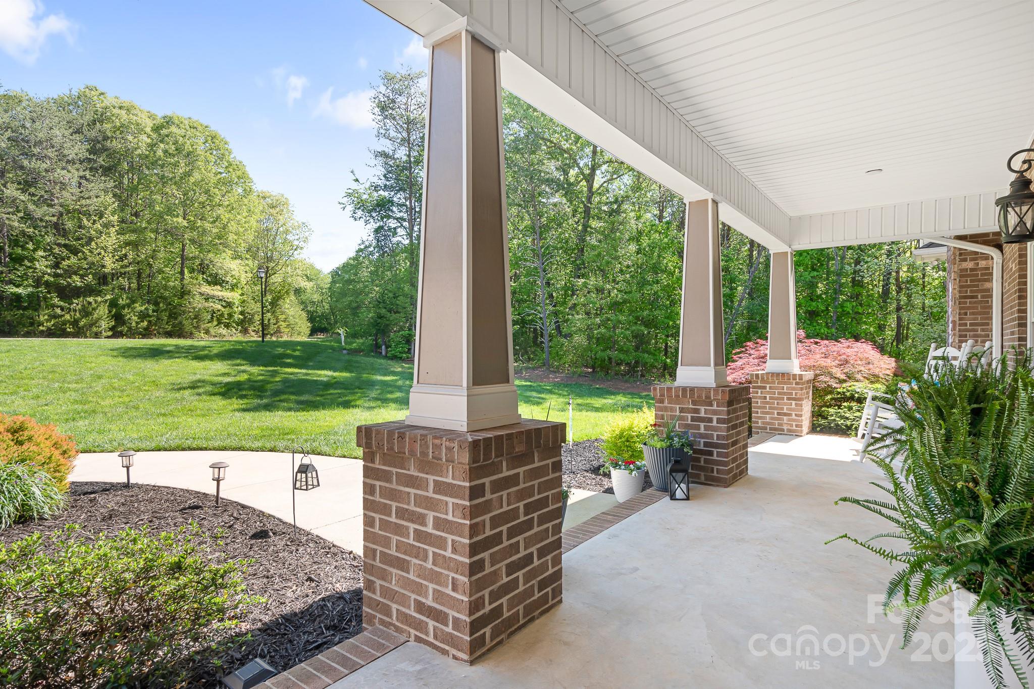 730 Oak Ridge Farms Circle 14 Property Photo 5