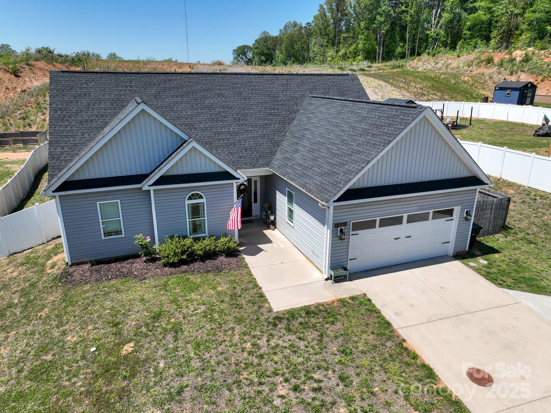 2205 Philadelphia Church Road Property Photo 2