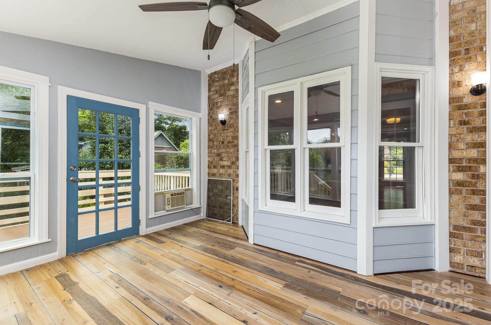 109 Arabian Lane Property Photo 13