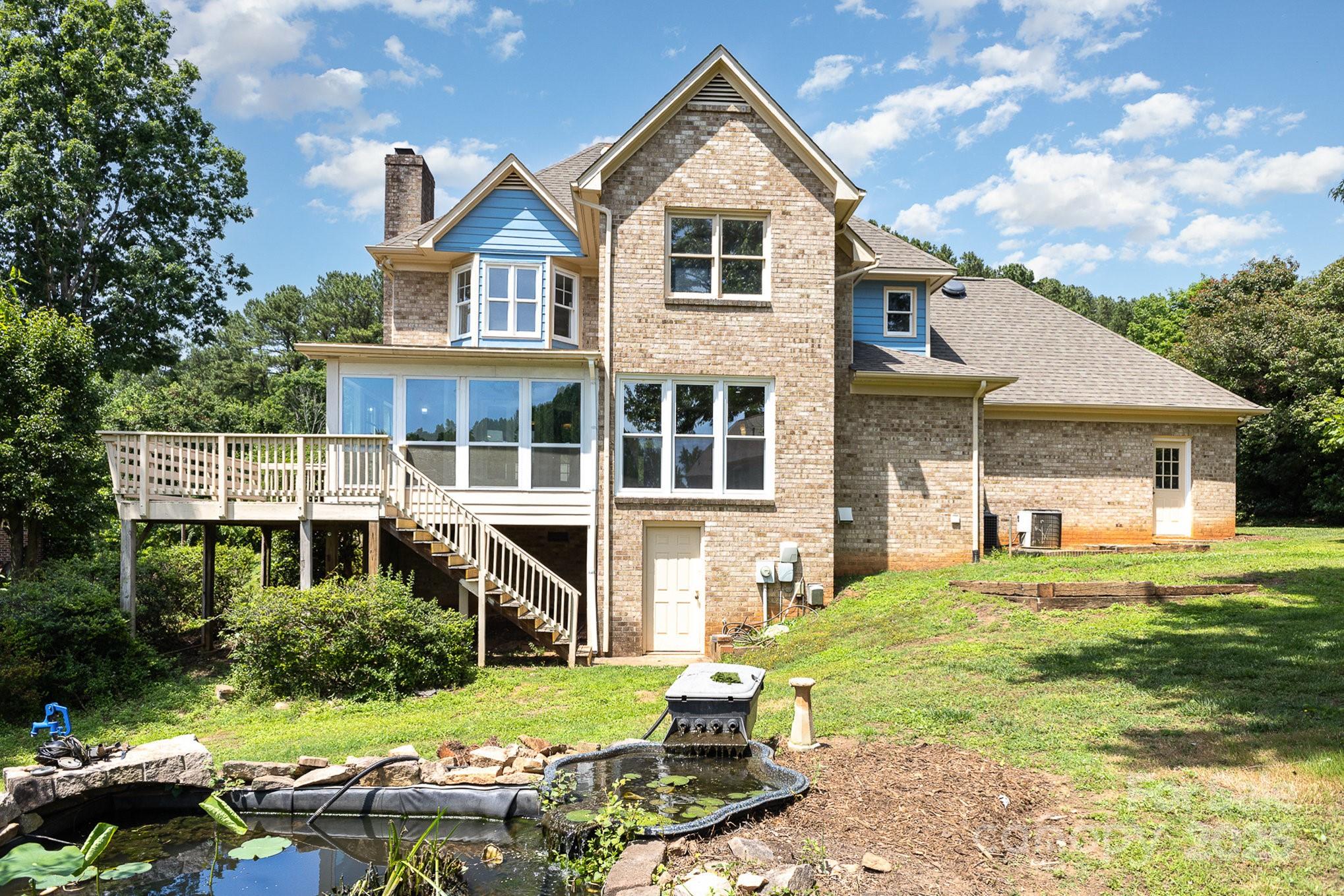 109 Arabian Lane Property Photo 23
