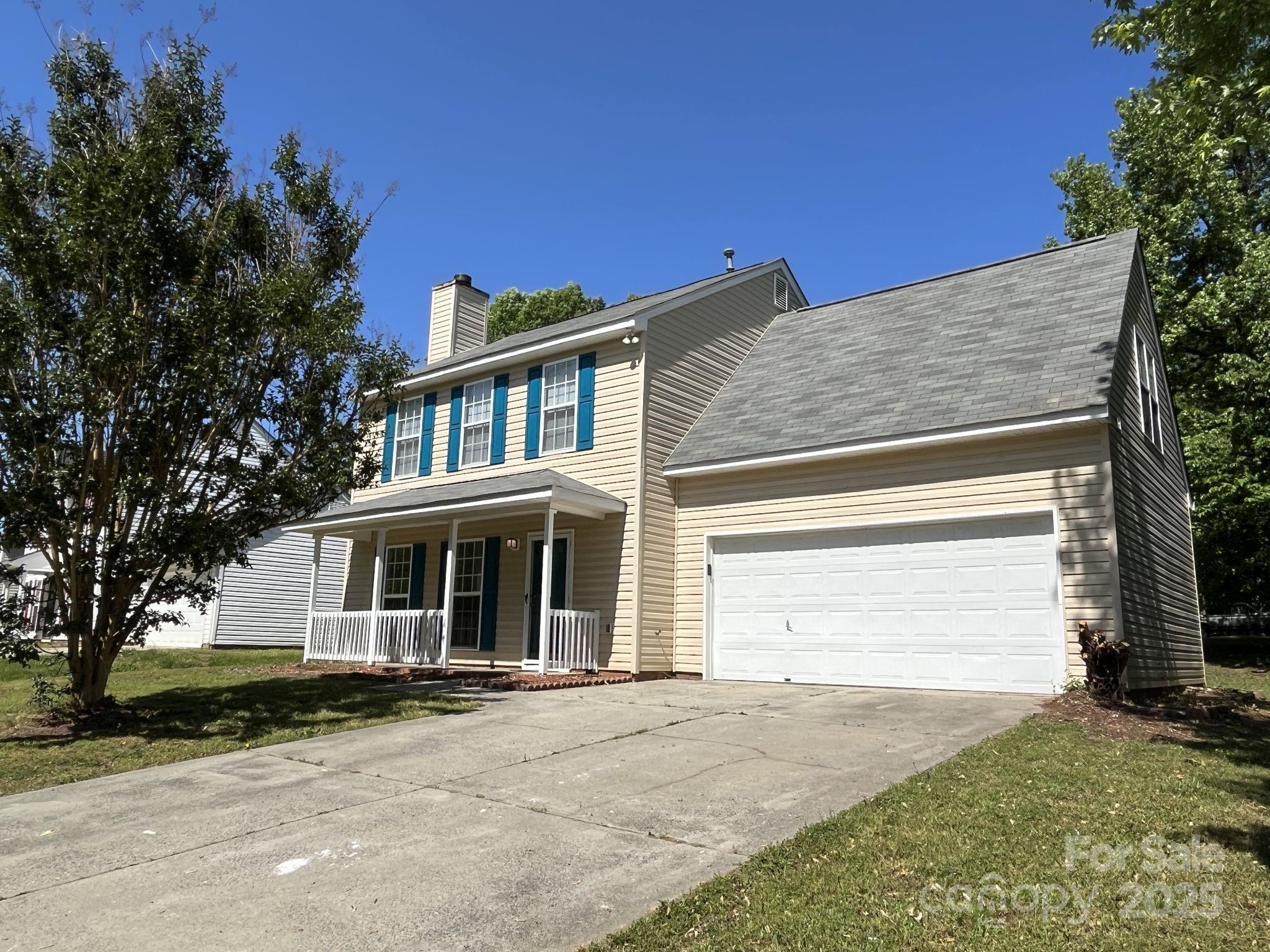 5637 Hedgecrest Place Property Photo 1