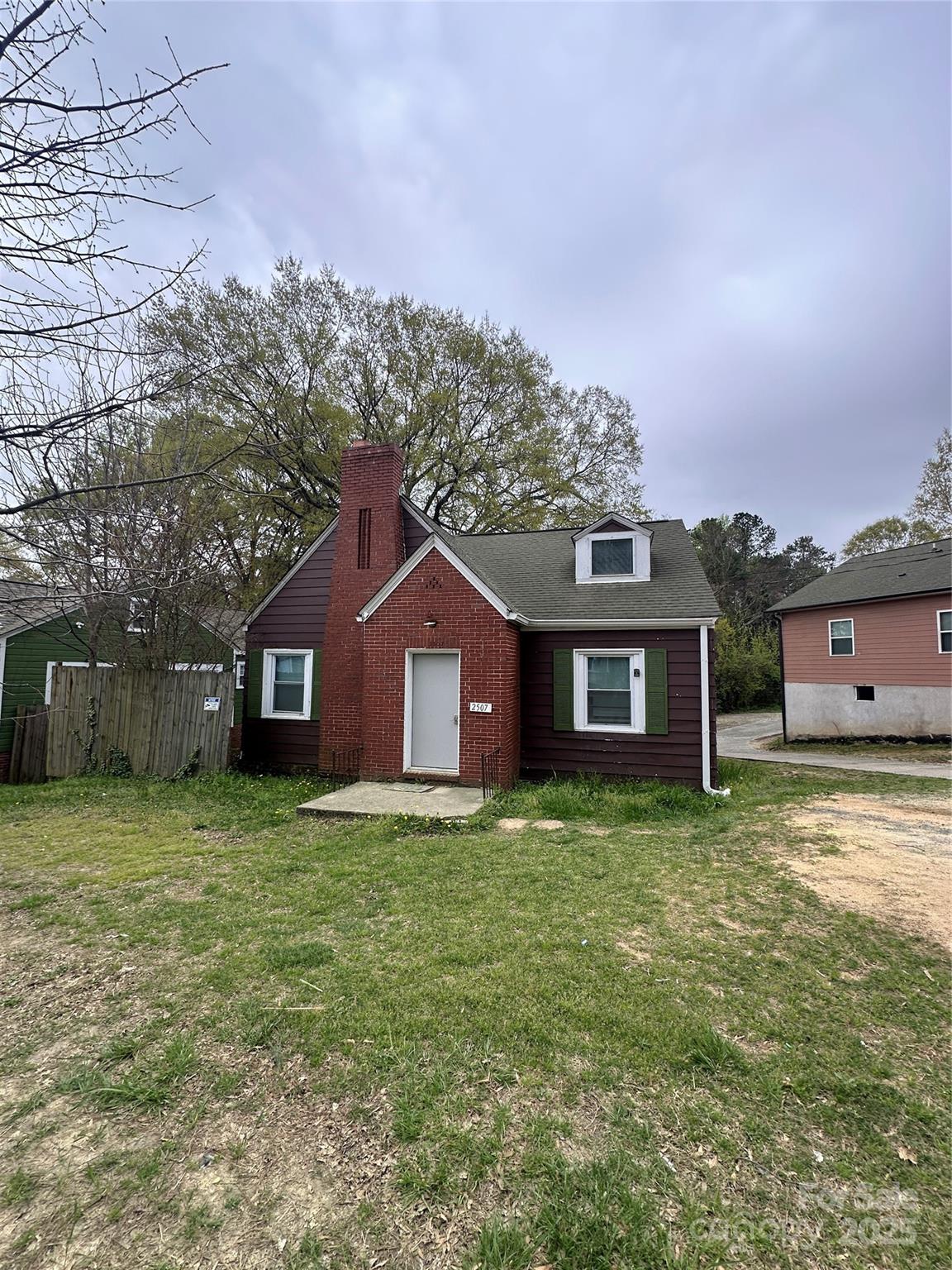 2503,2505,2507,2509,2511 Chapel Hill Road Property Photo 19