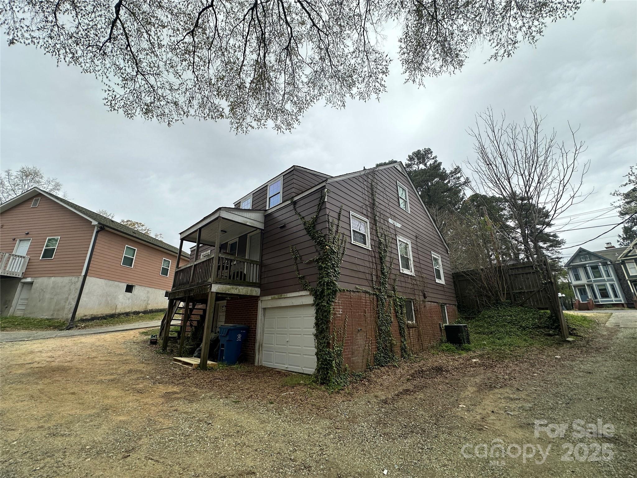 2503,2505,2507,2509,2511 Chapel Hill Road Property Photo 22