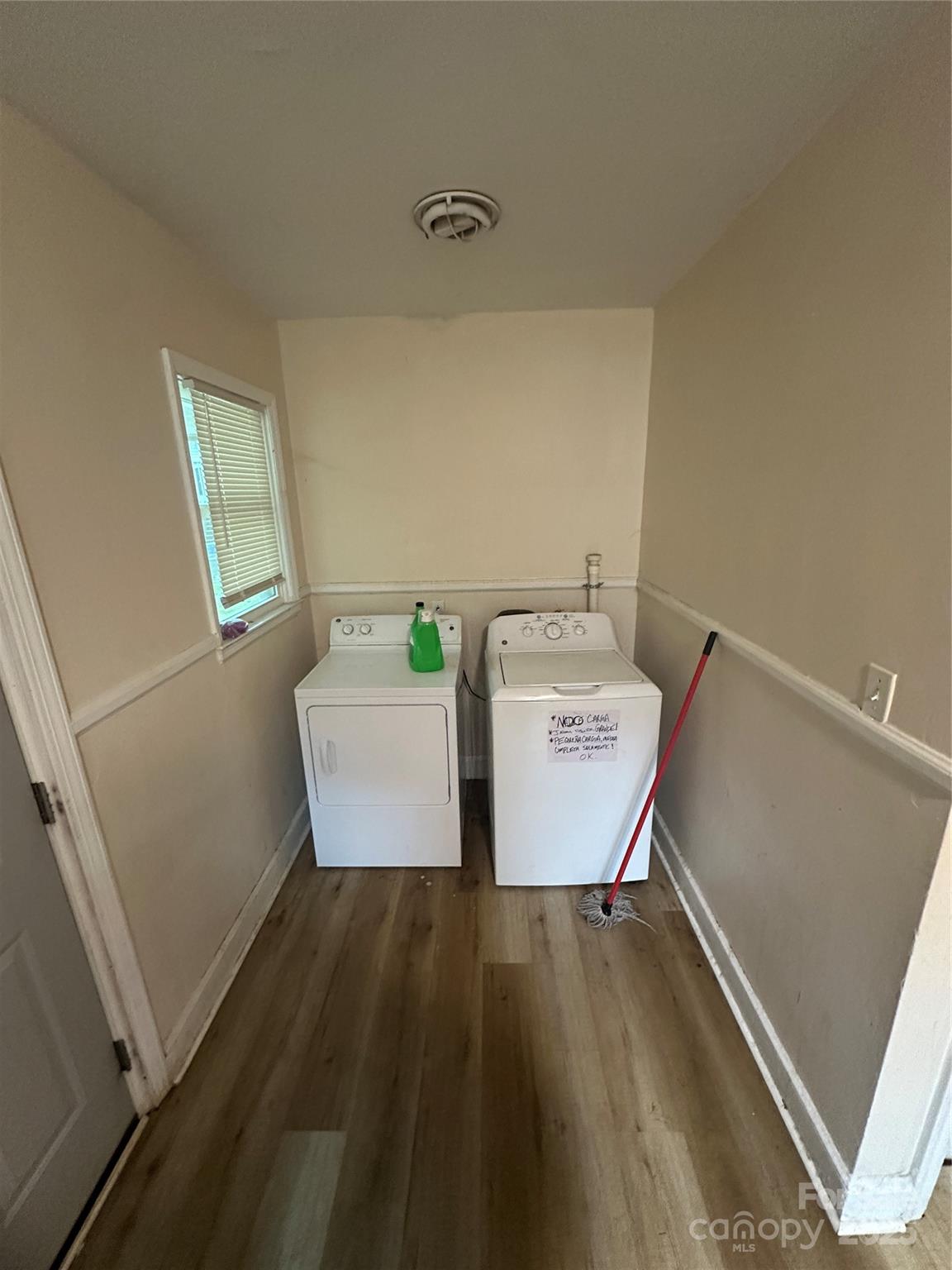 2503,2505,2507,2509,2511 Chapel Hill Road Property Photo 26