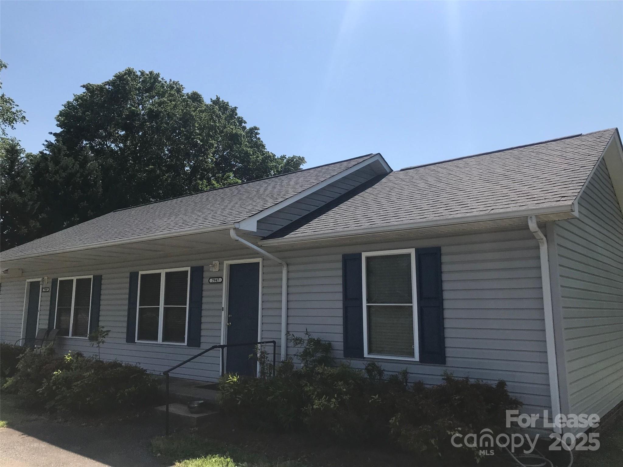 7949 Sherrills Ford Road Property Photo