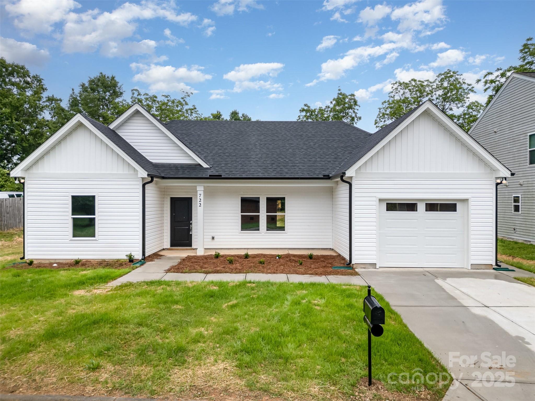 722 English Street Property Photo