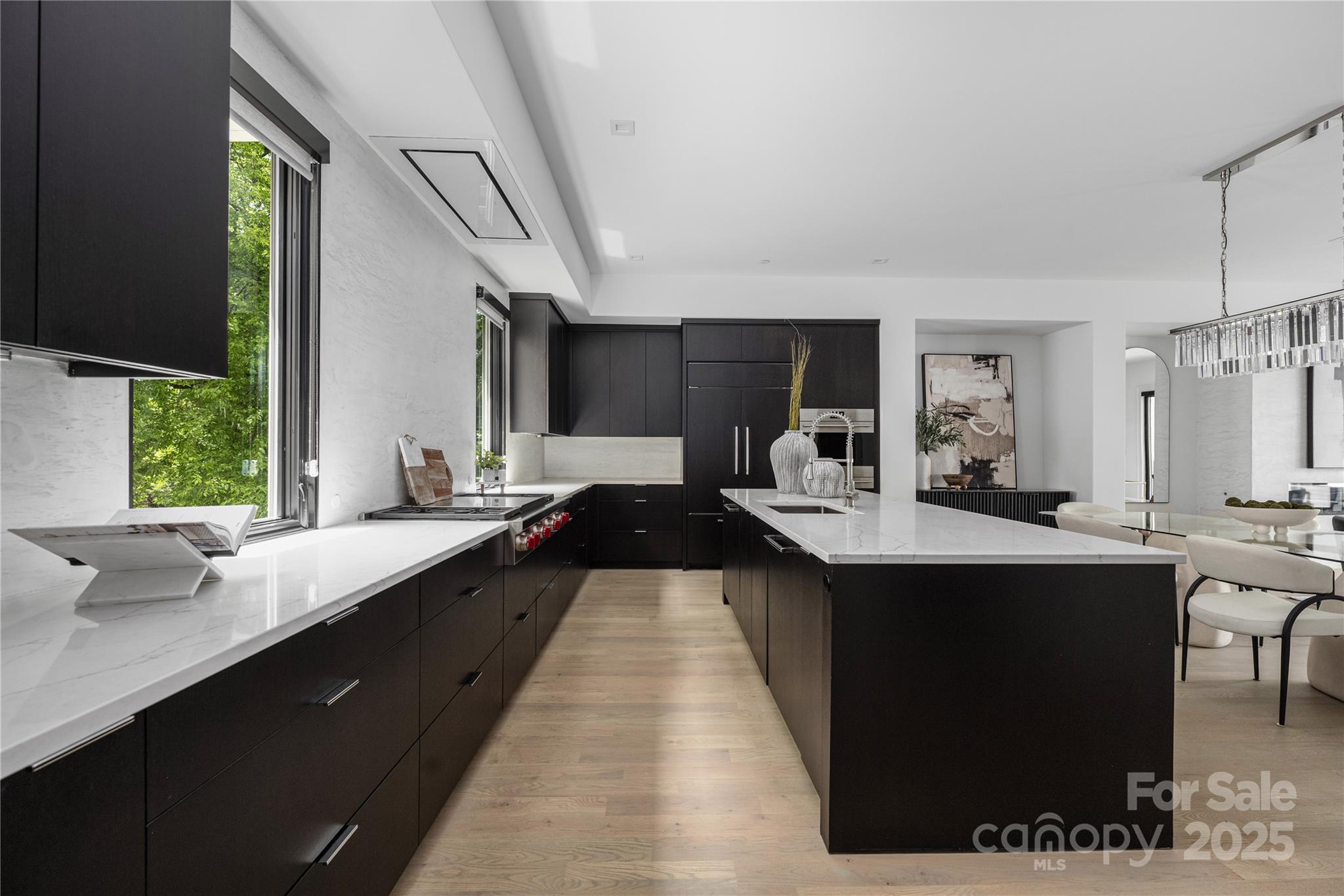 614 Queens Road Property Photo 19