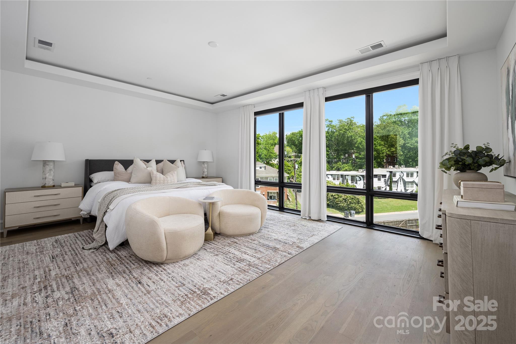 614 Queens Road Property Photo 22